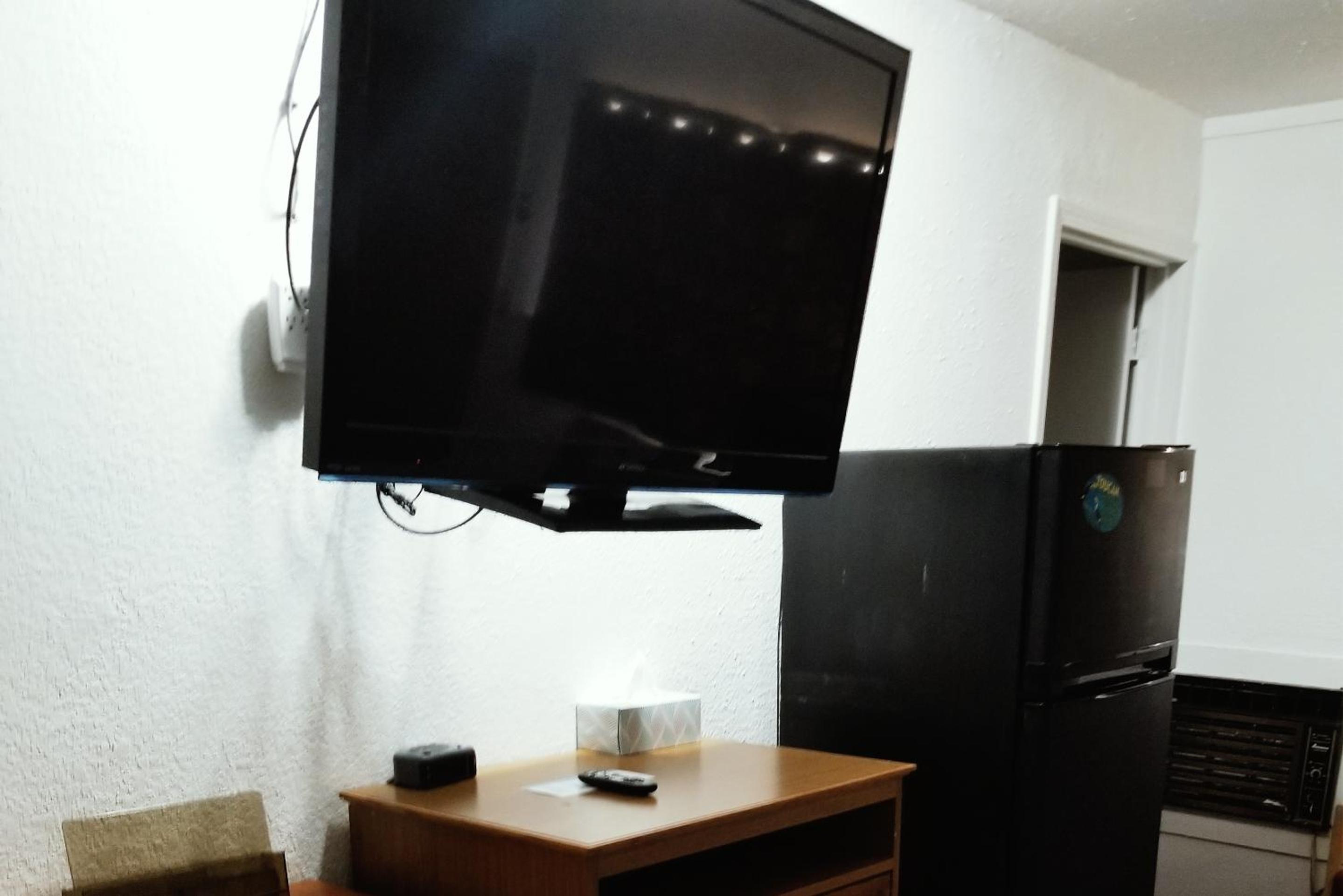 Standard King Room photo 2
