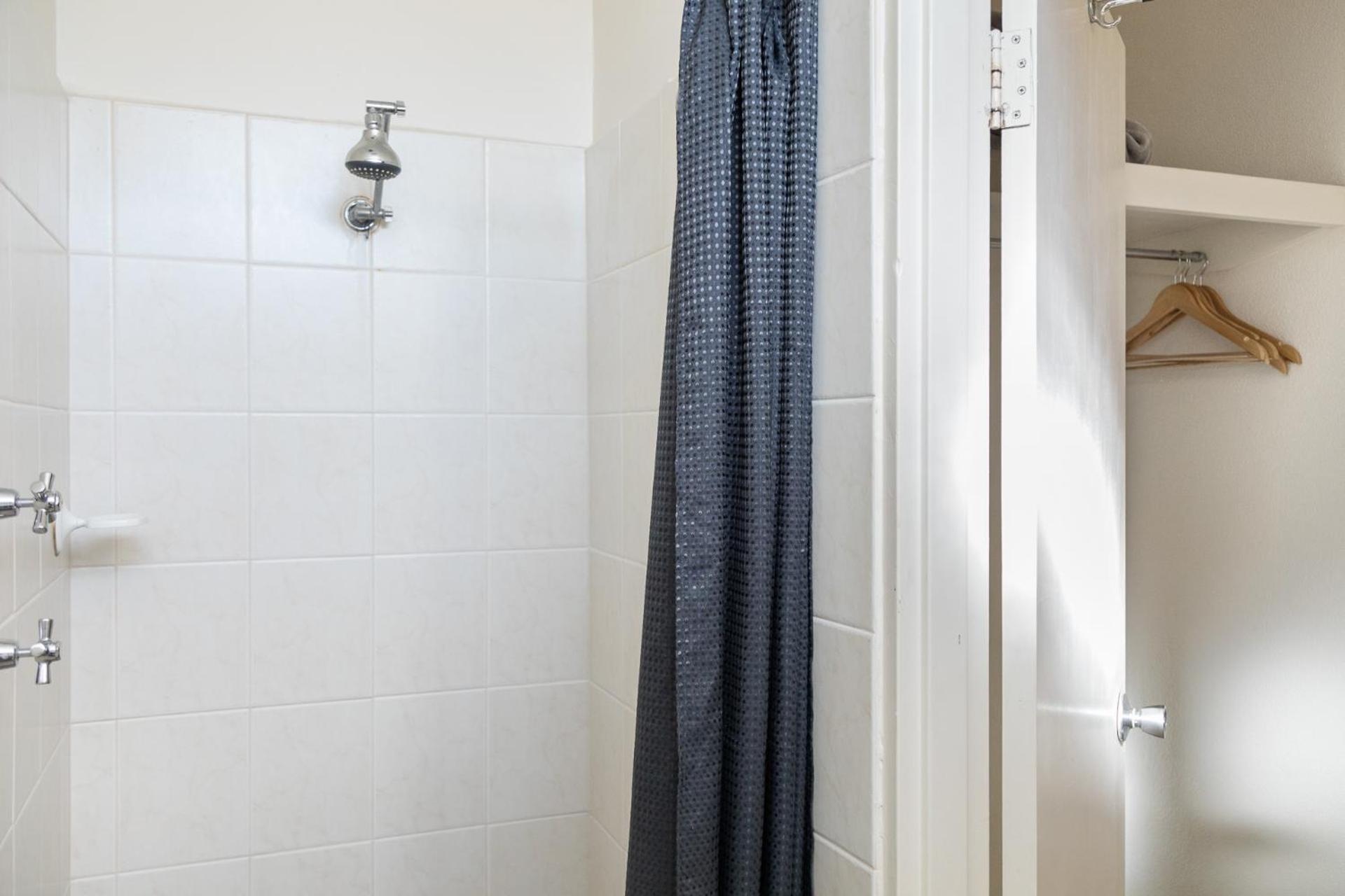 Superior Twin Room - Photo 4