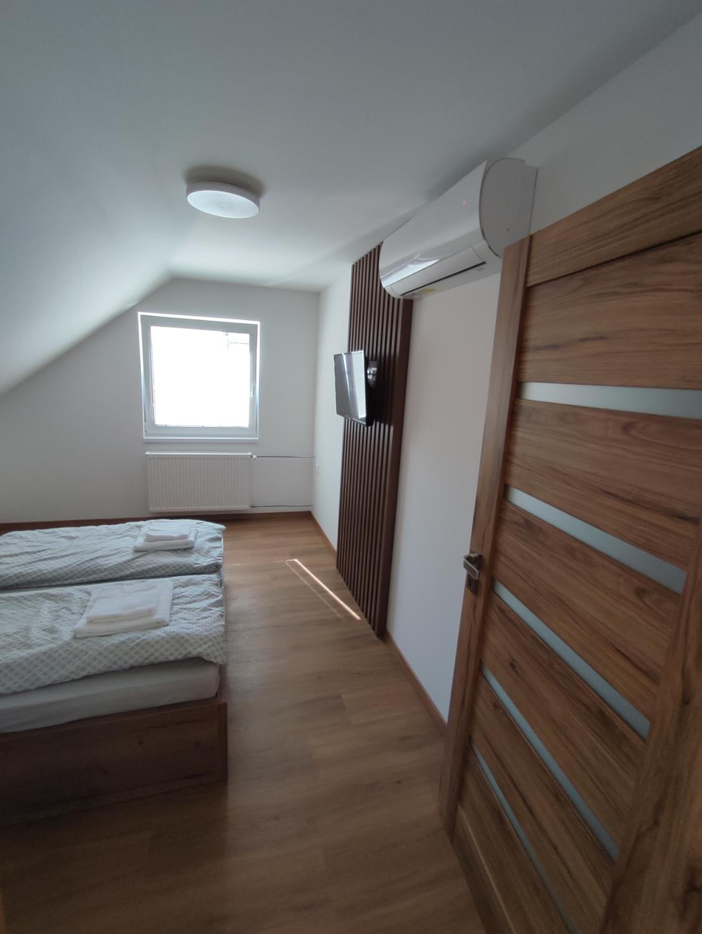 Studio Apartment photo 2