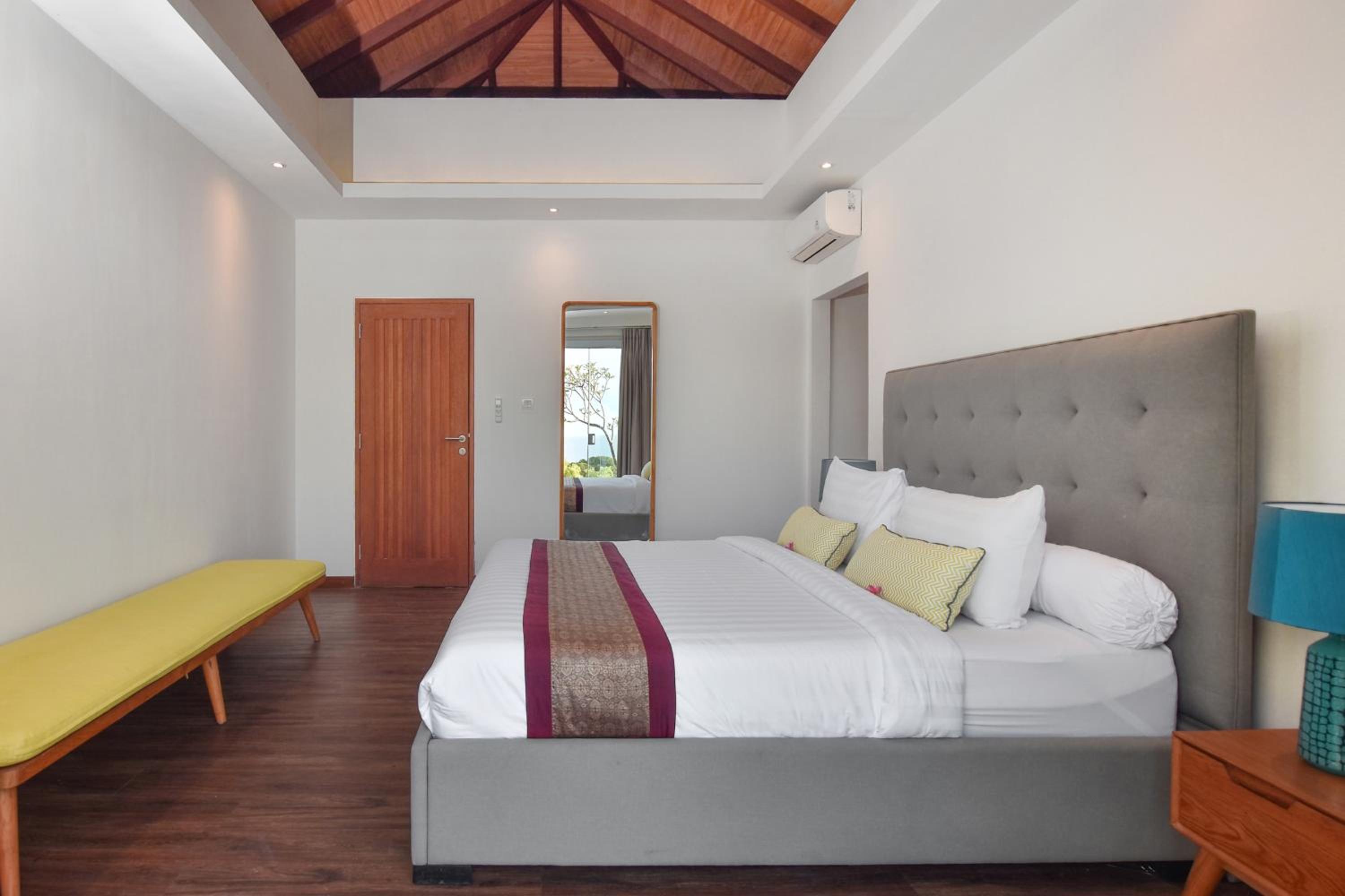 Two Bedroom Ocean View Villa - Photo 29