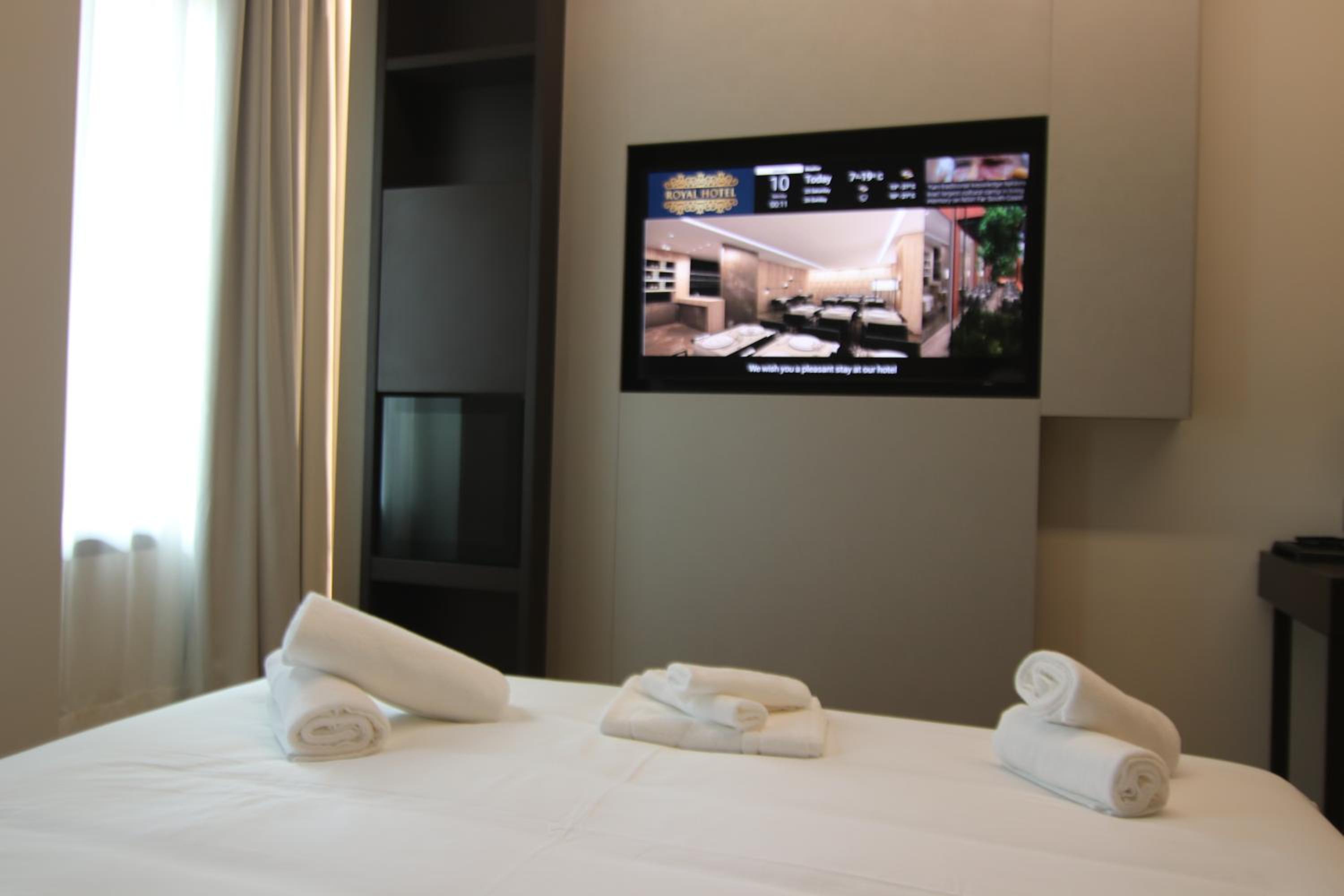 Deluxe Double Room photo 3