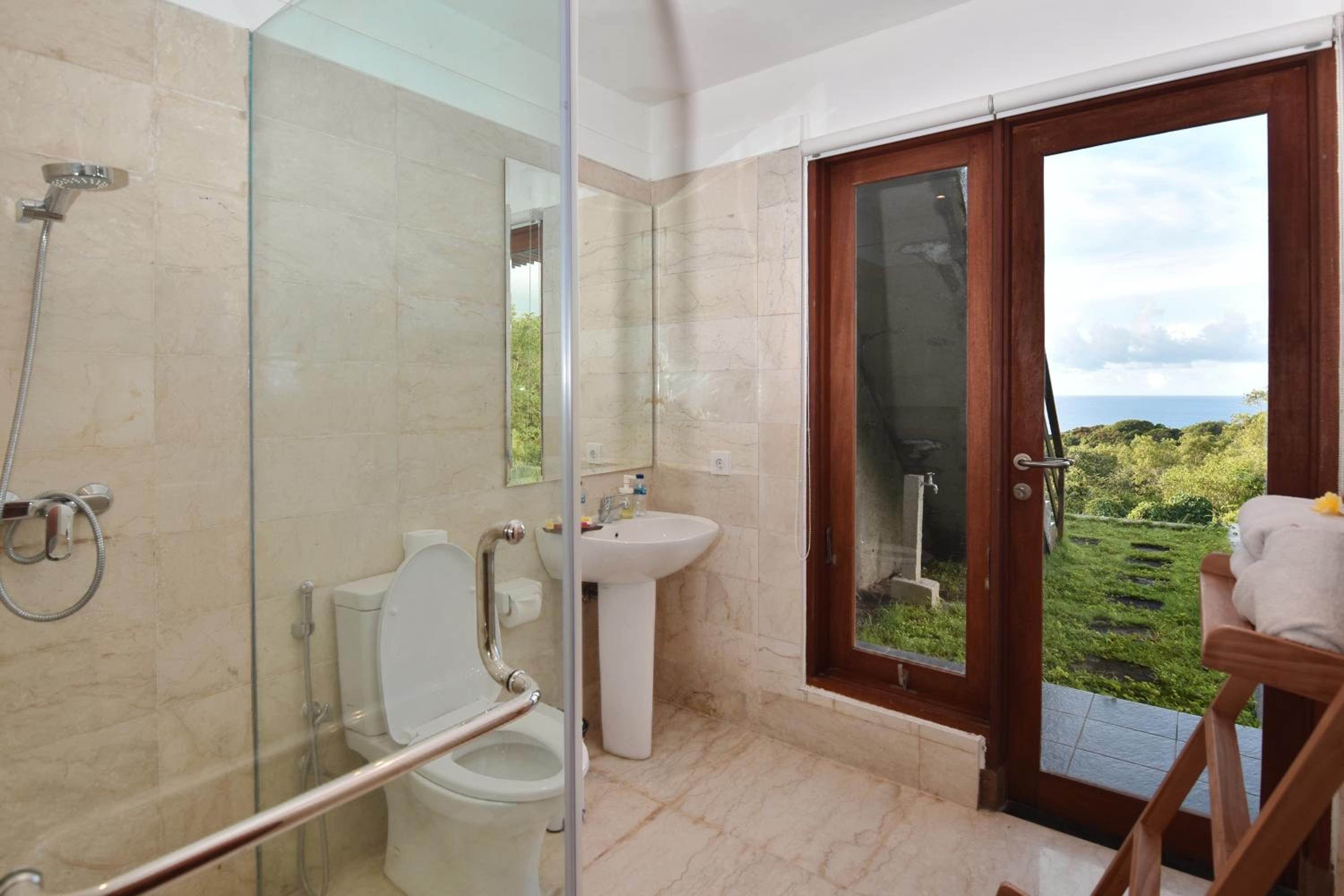 Two Bedroom Ocean View Villa - Photo 28