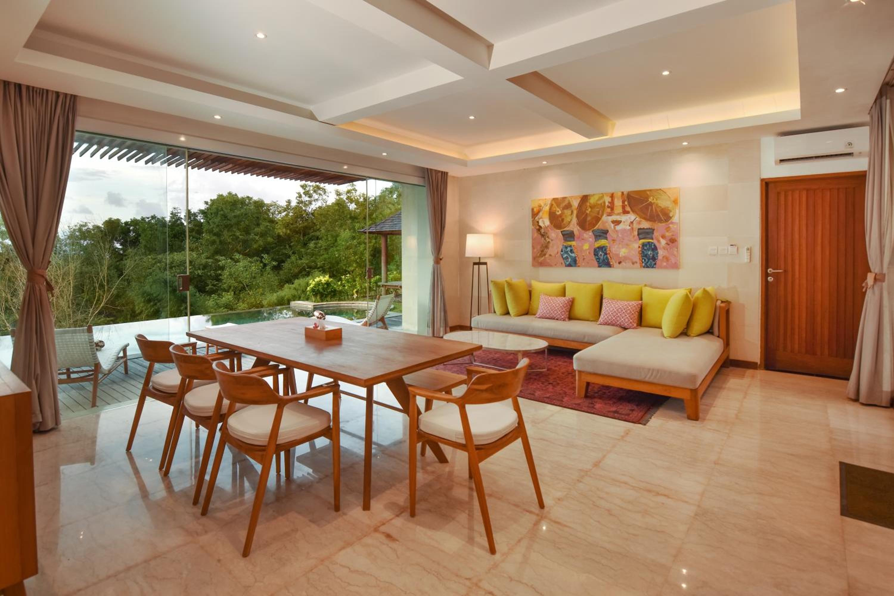 Two Bedroom Ocean View Villa - Photo 11