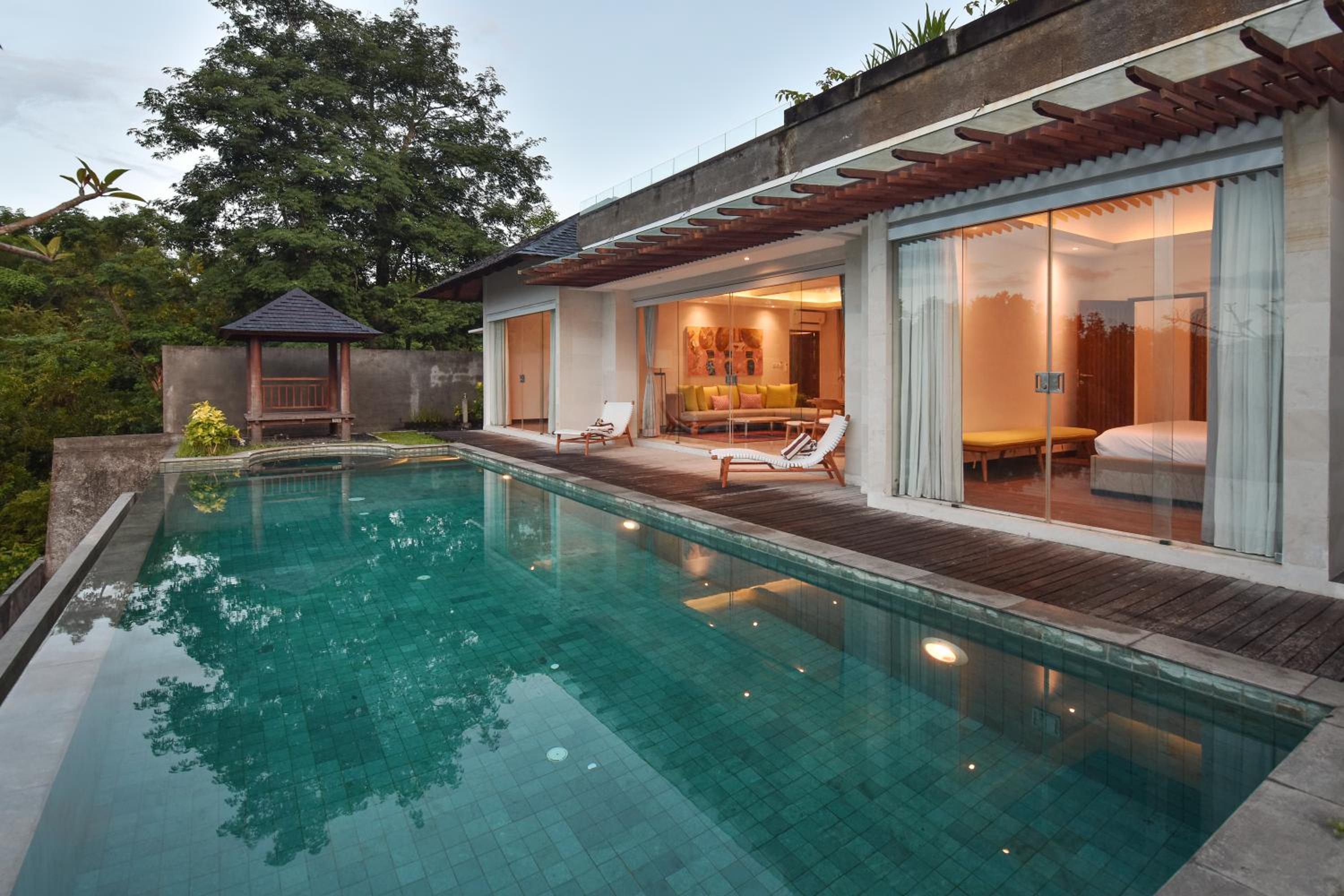 Two Bedroom Ocean View Villa - Photo 3
