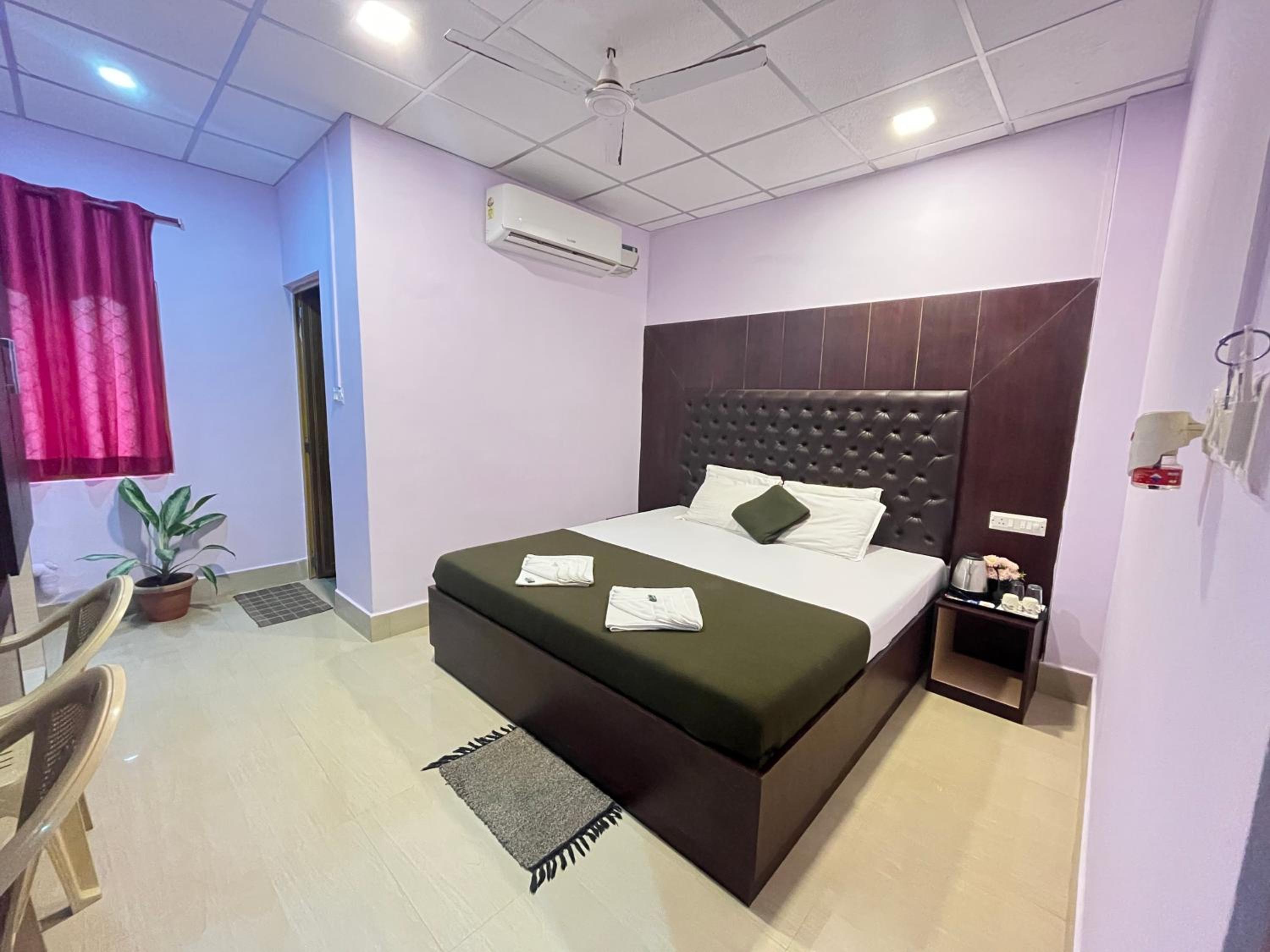 Deluxe Room - Photo 18