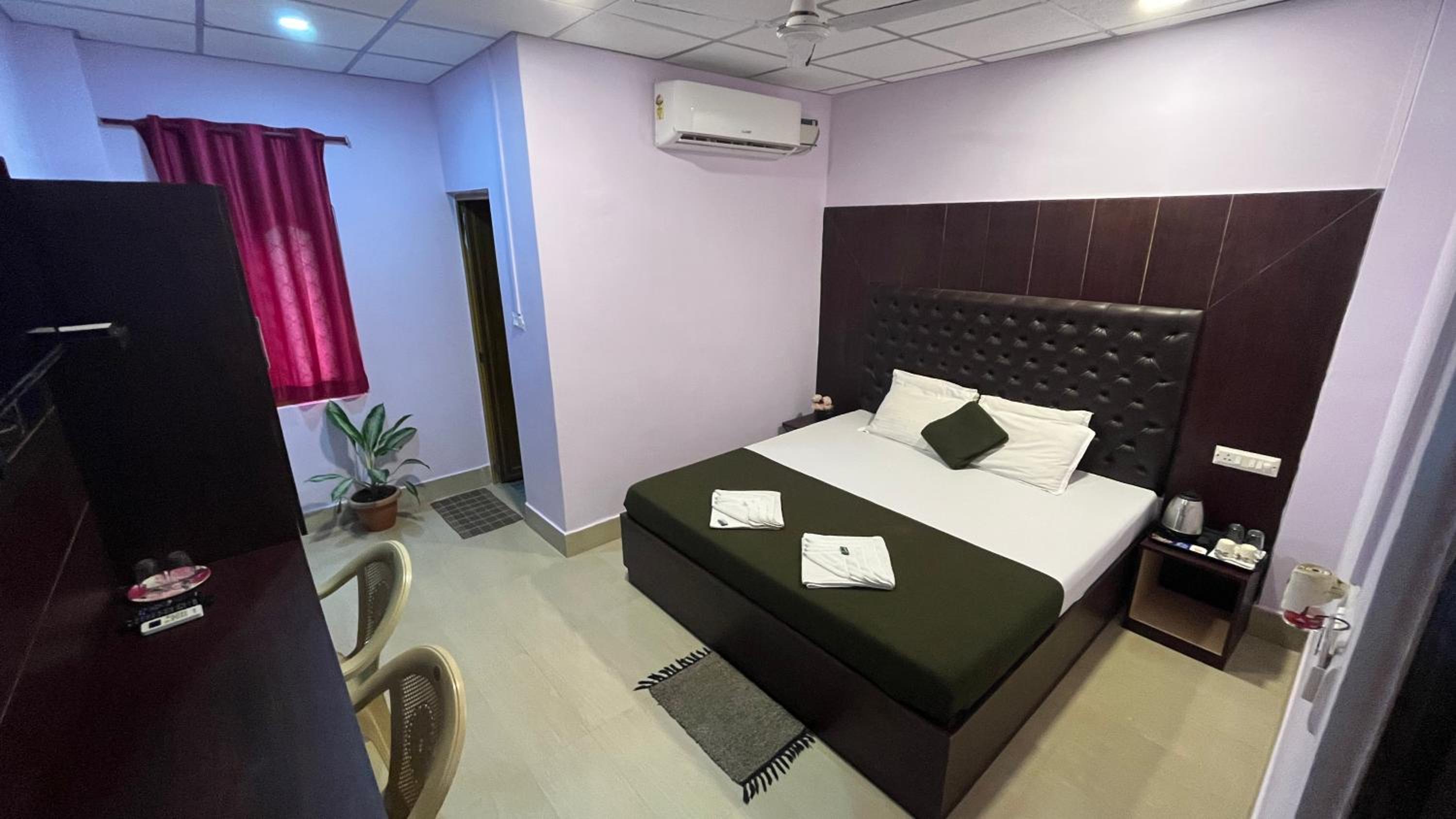 Deluxe Room - Photo 32