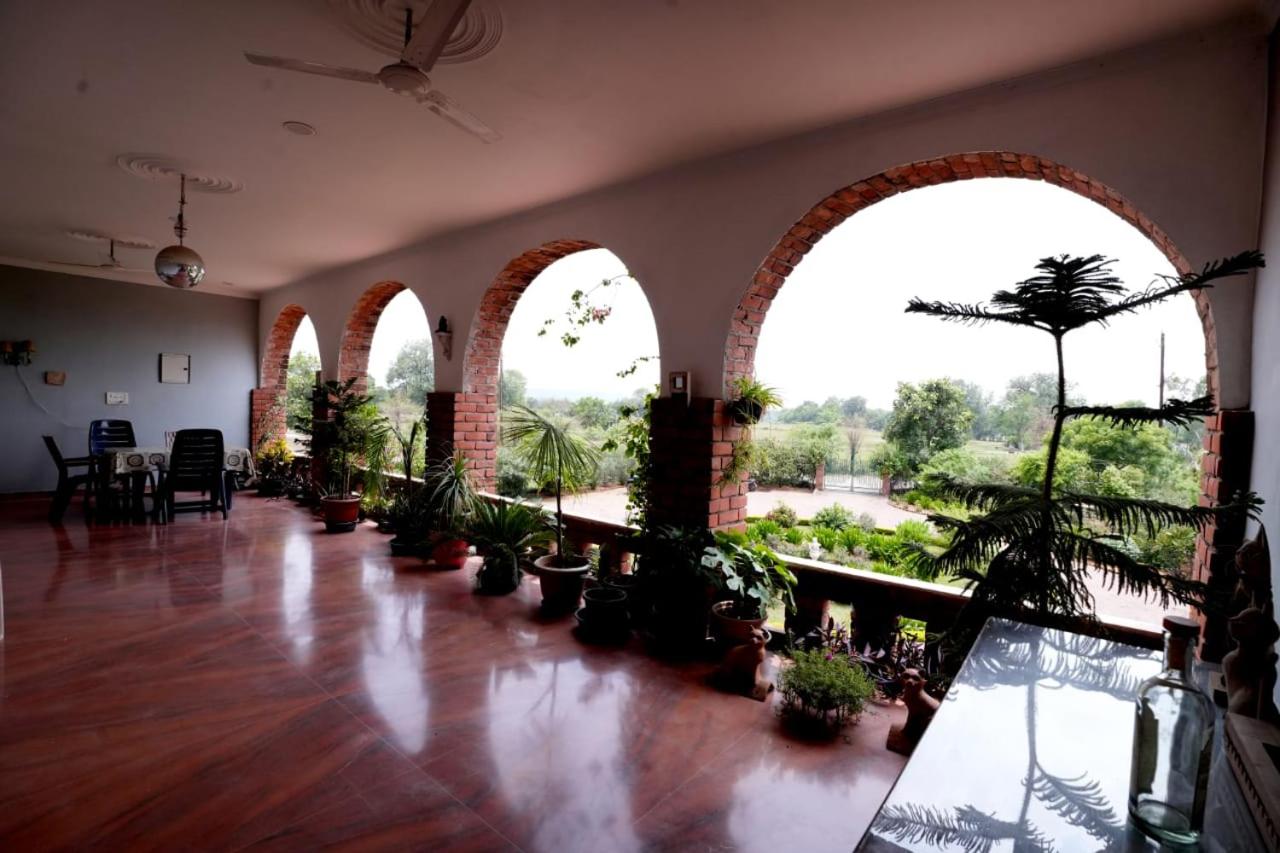 King Room with Garden View - Photo 3