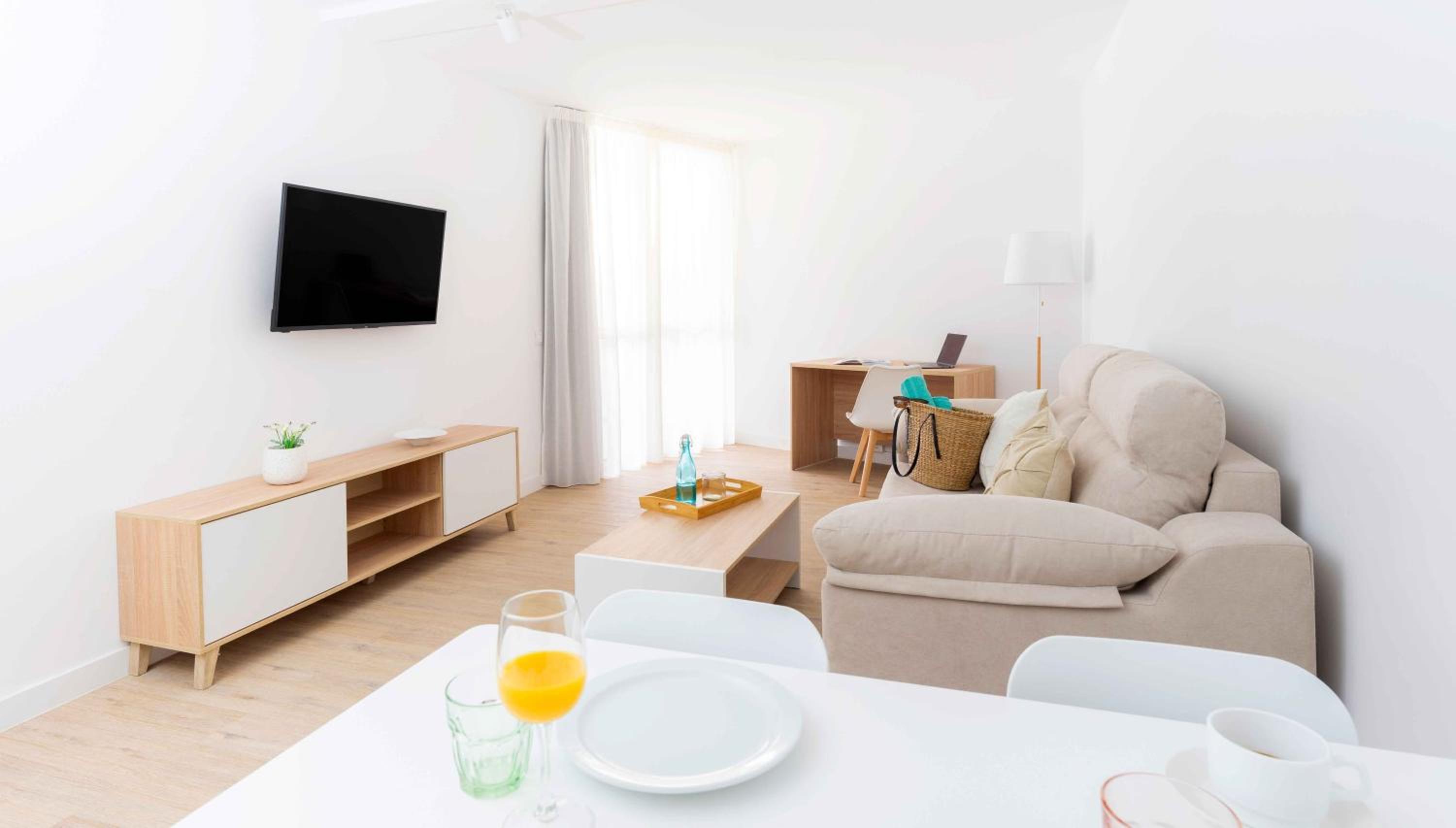 Apartment with Sea View thumbnail 5