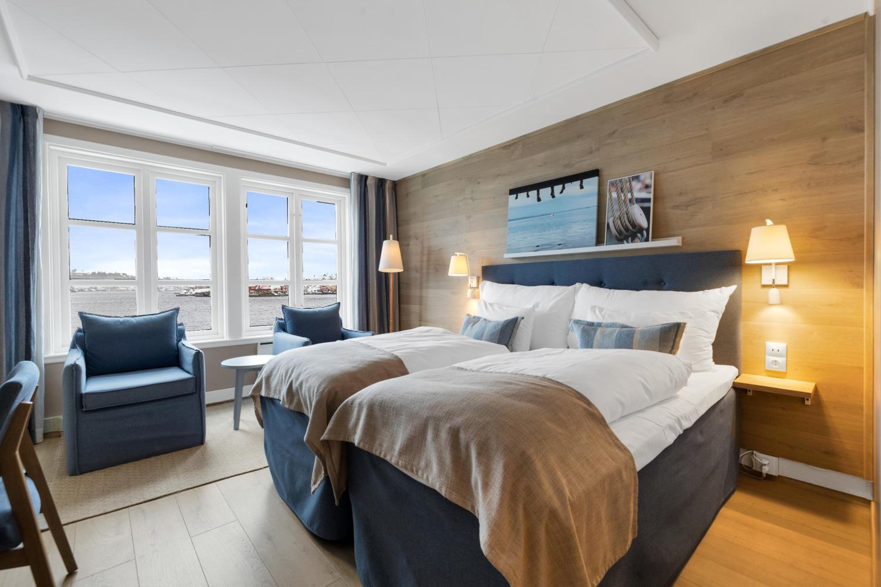 Superior Double or Twin Room with Sea View - Photo 1