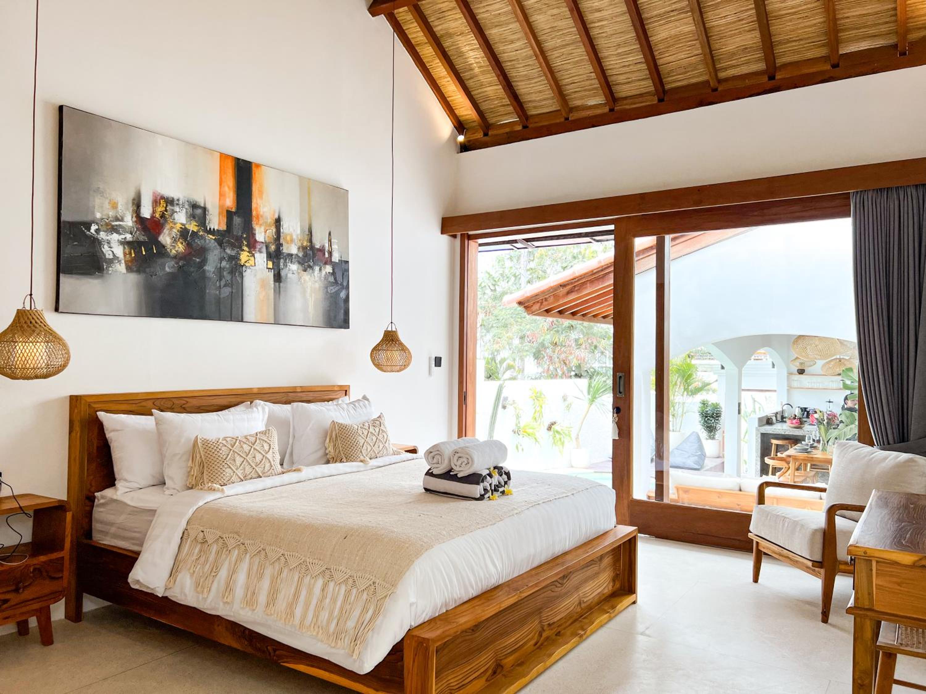 Two-Bedroom Villa - Photo 3
