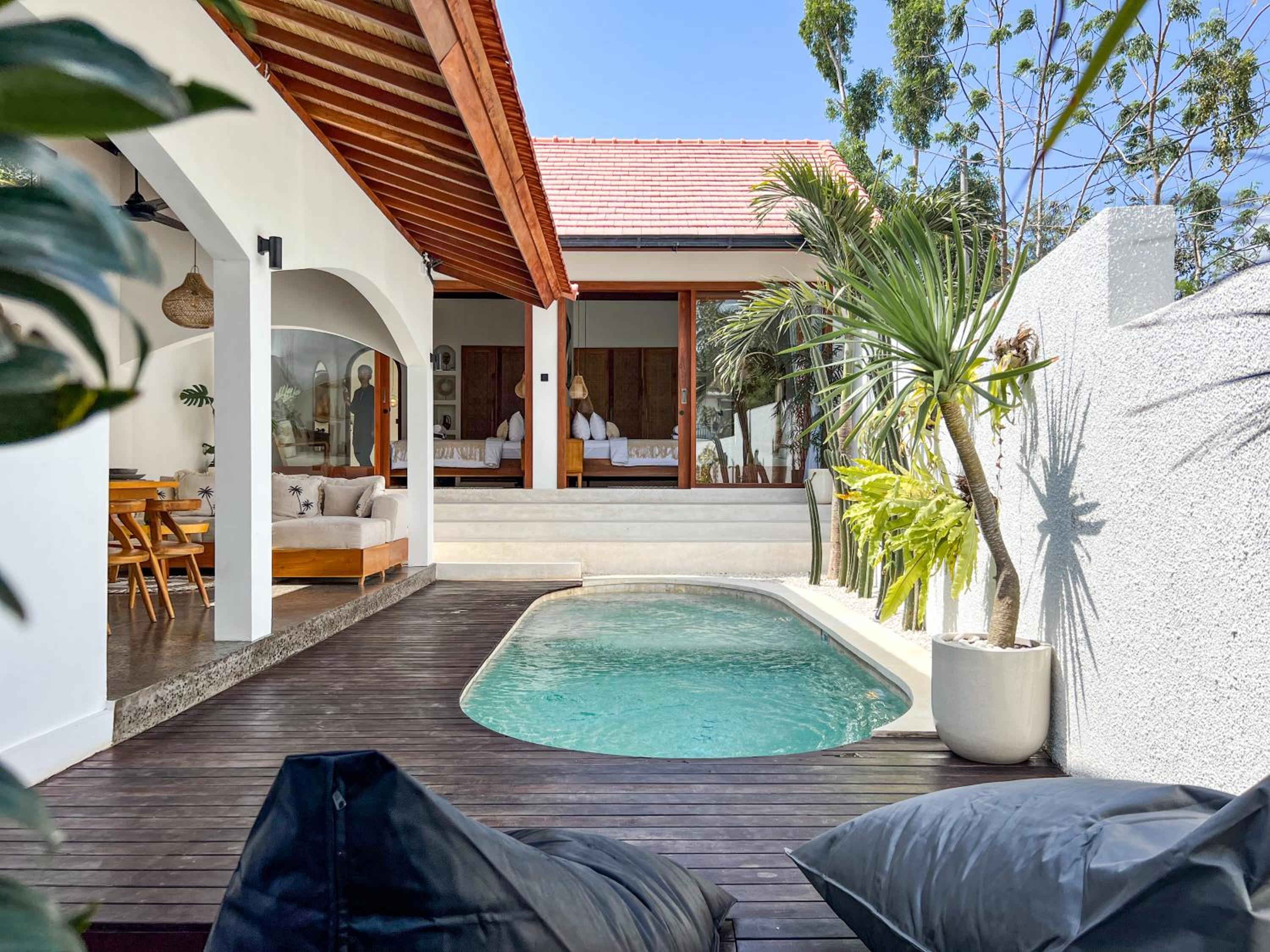 Two-Bedroom Villa - Photo 2