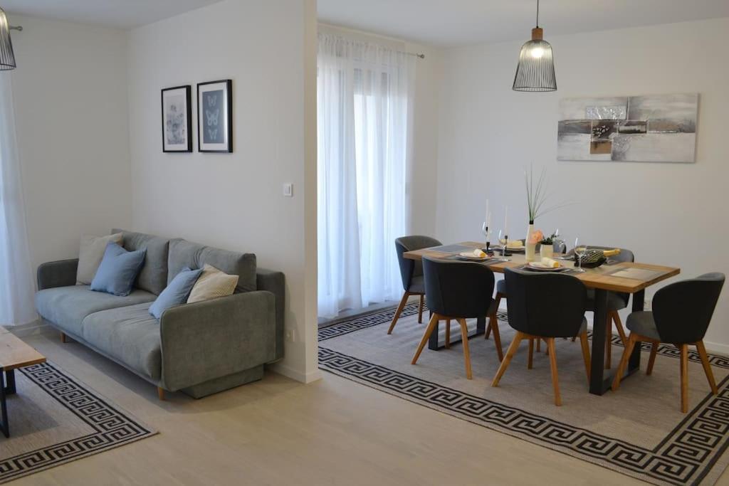 Two-Bedroom Apartment - Photo 39