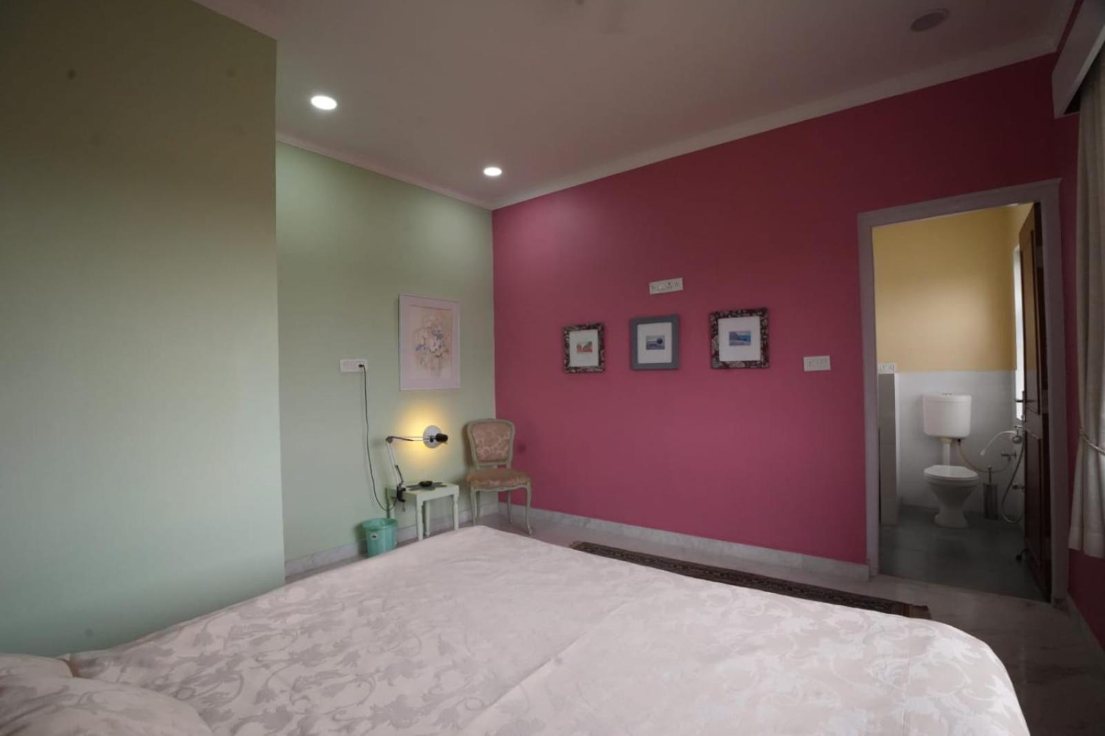 Deluxe Double Room with Shower - Photo 1