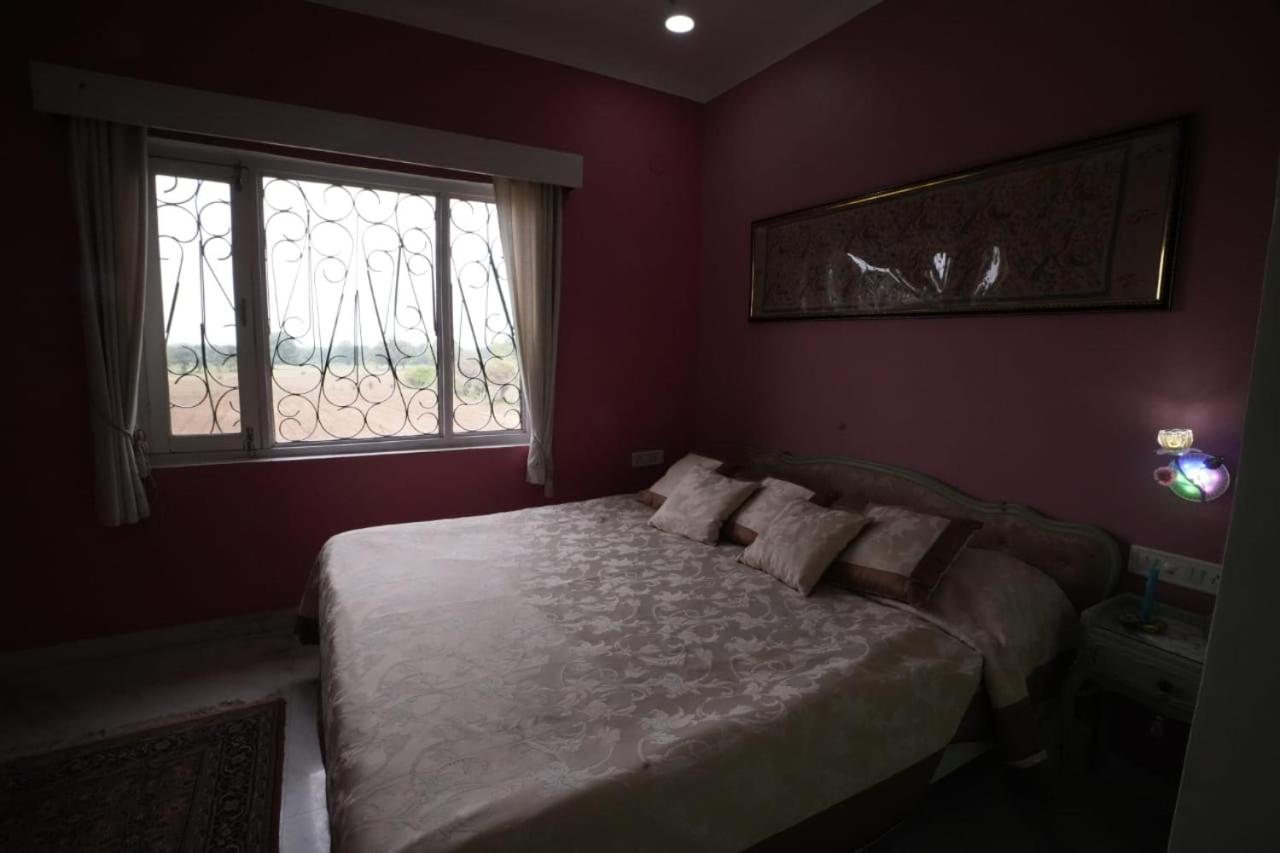 Deluxe Double Room with Shower - Photo 7