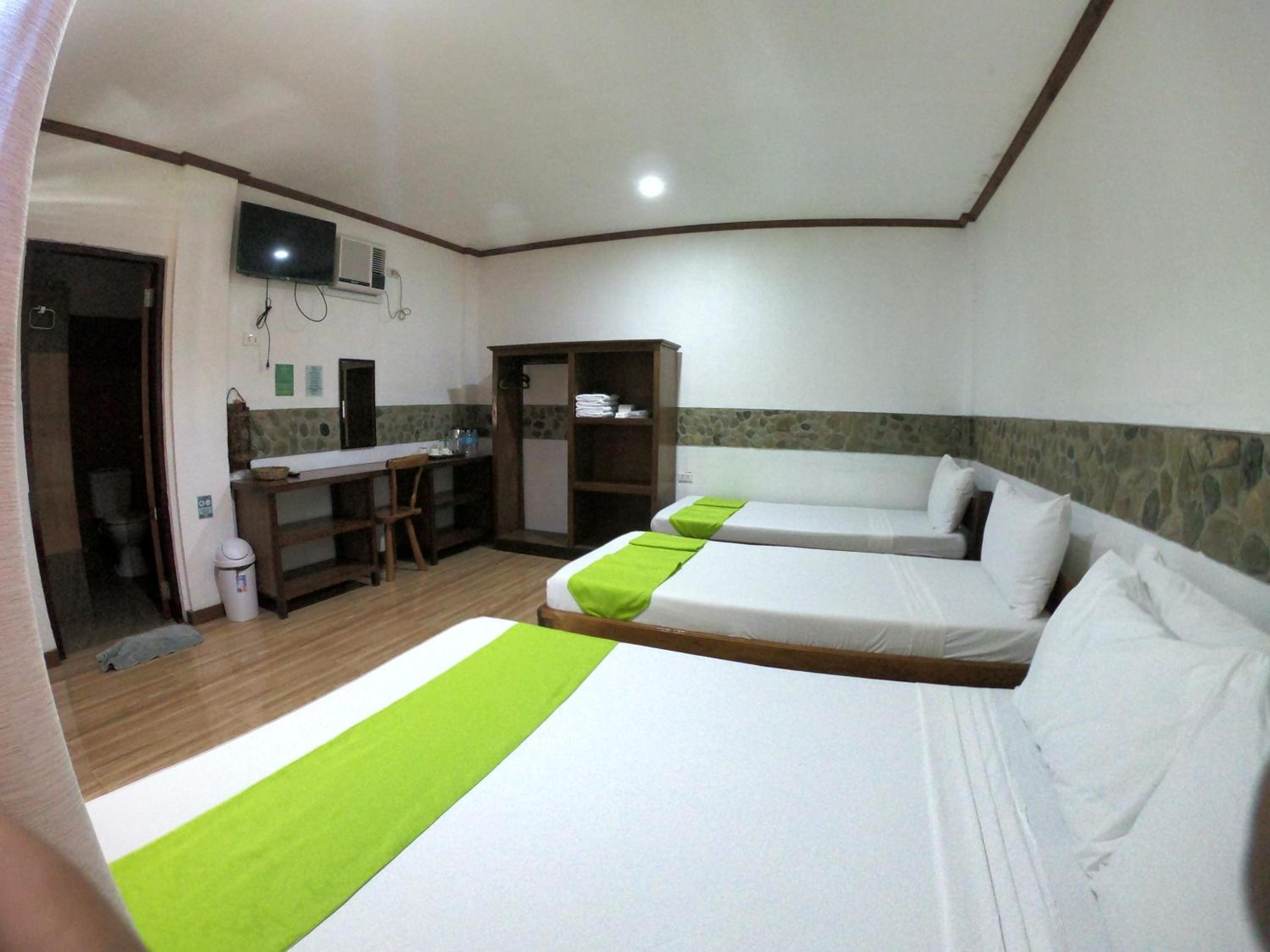 Premium Quadruple Room