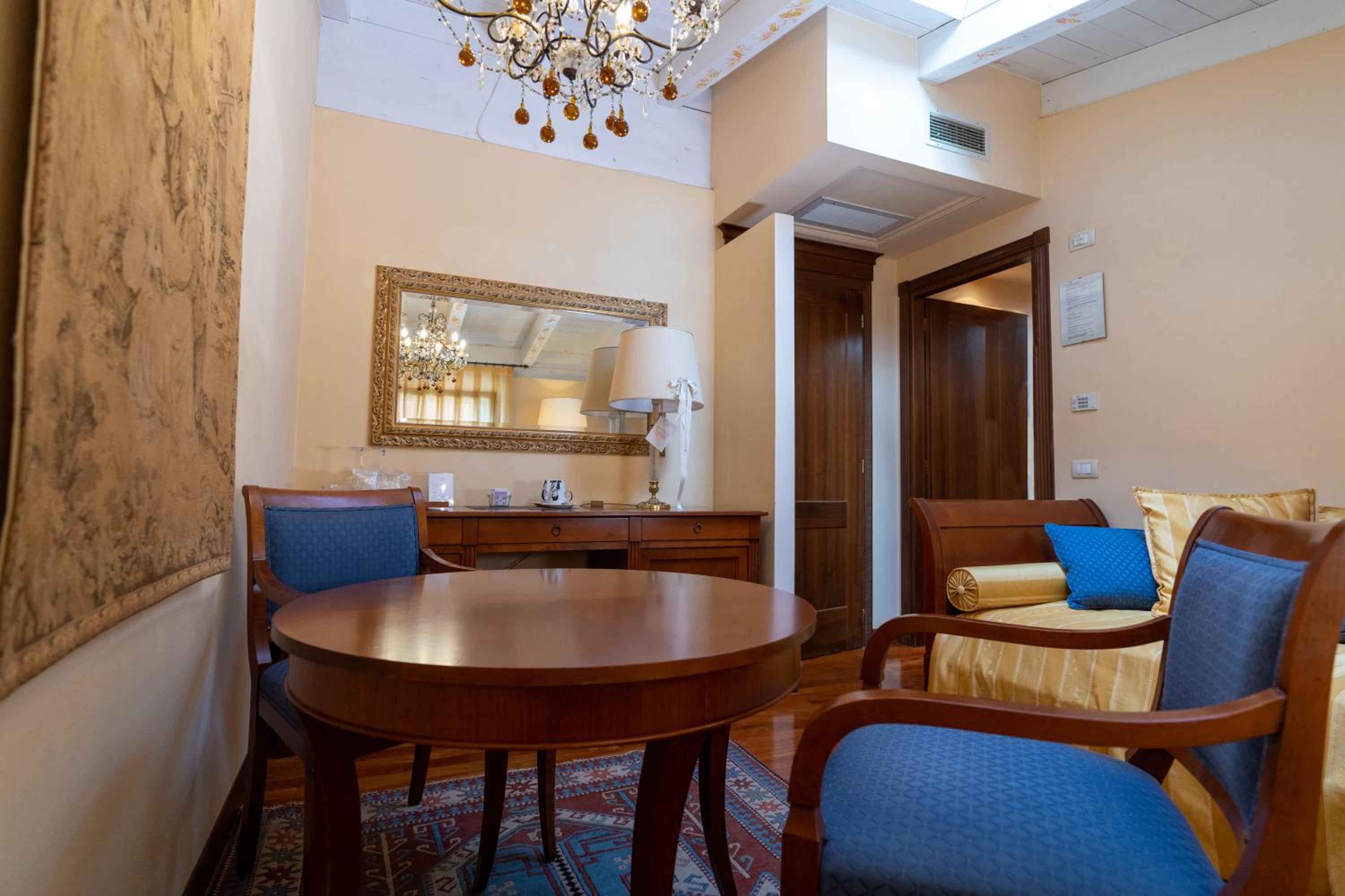 Family Suite photo 2
