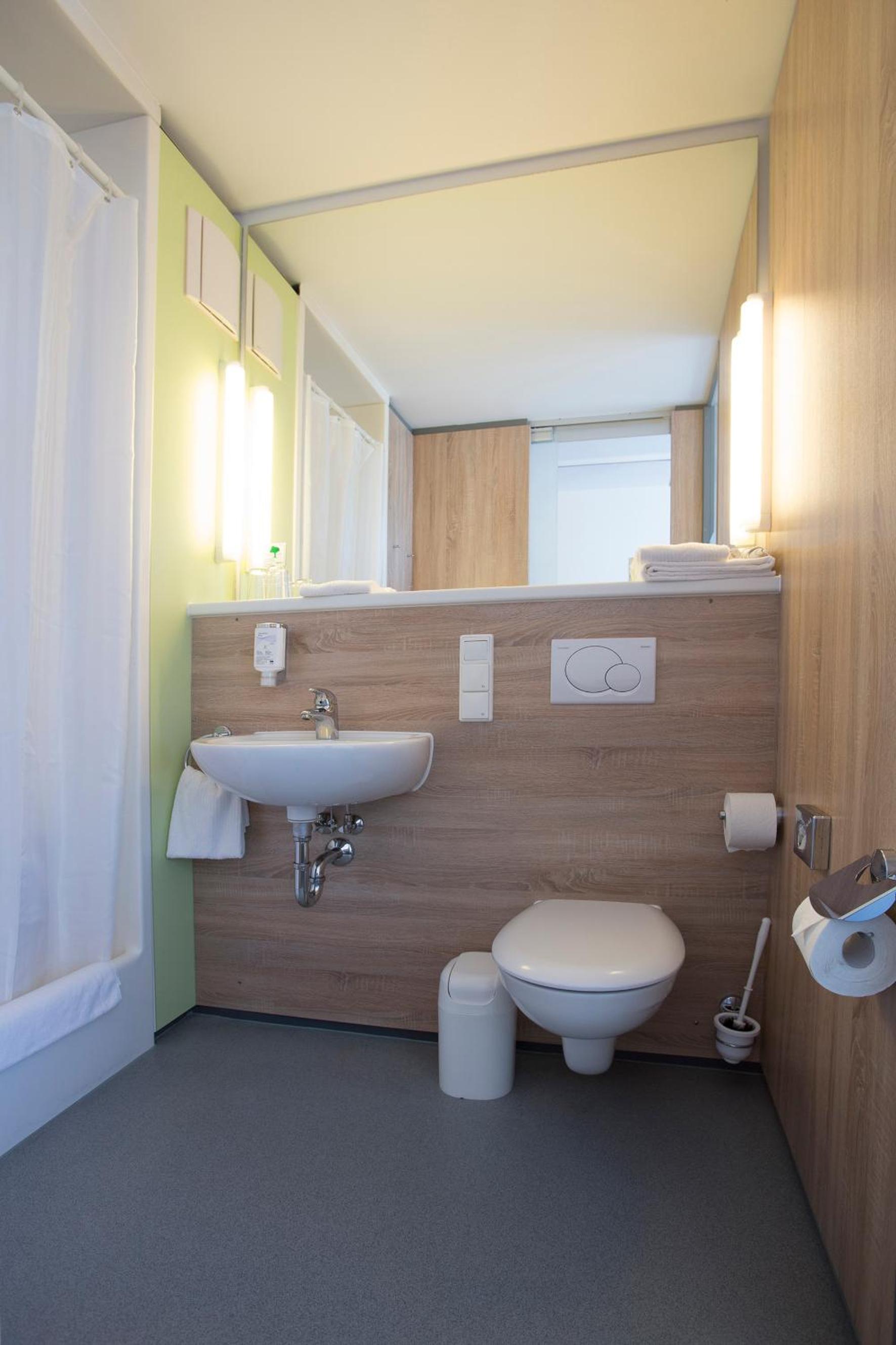  Double or Twin Room with Courtyard View photo 3
