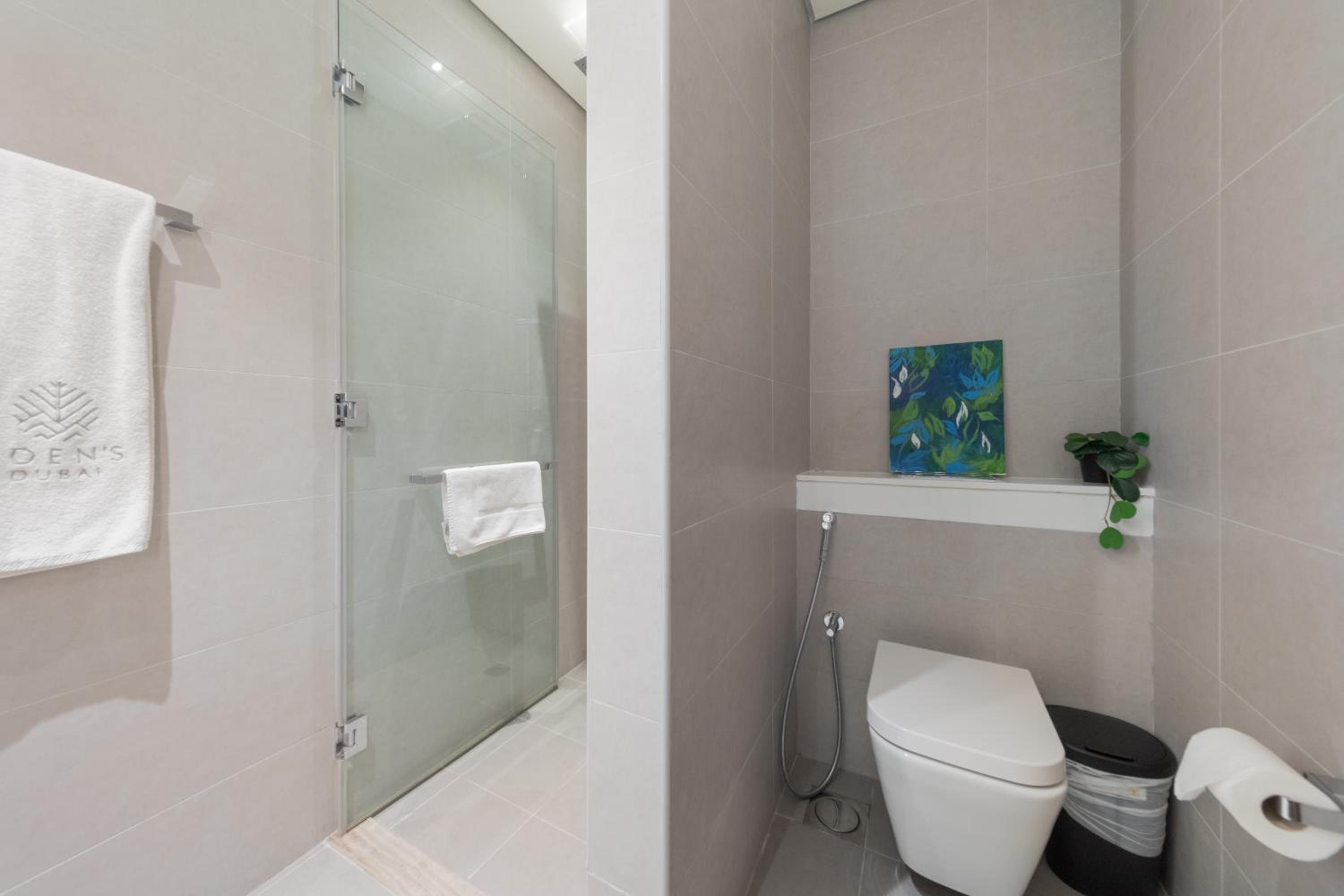 Two Bedroom Apartment with City View photo 2