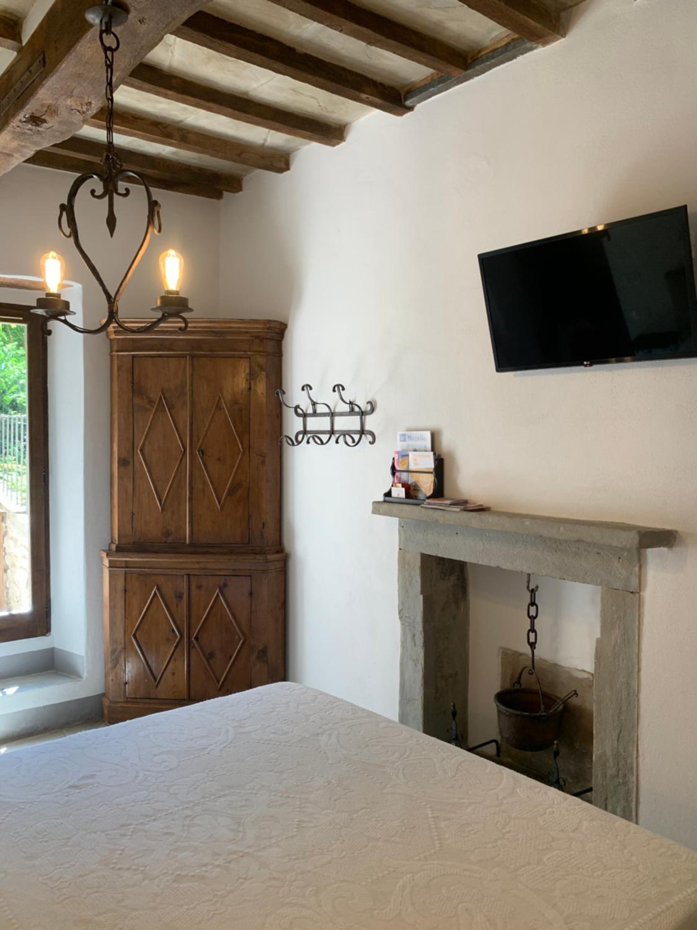 One-Bedroom House - Photo 22