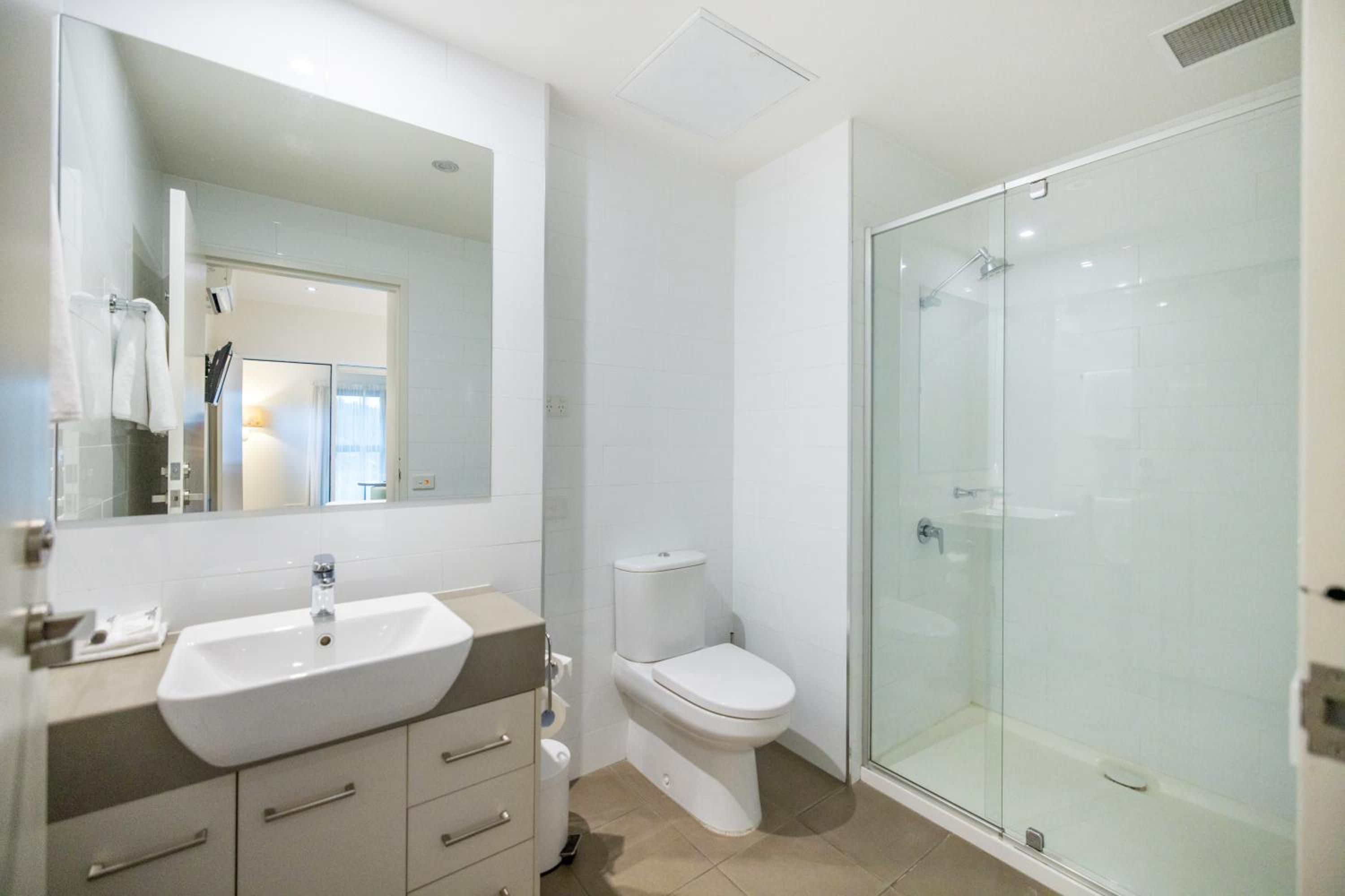 King Studio Apartment photo 3