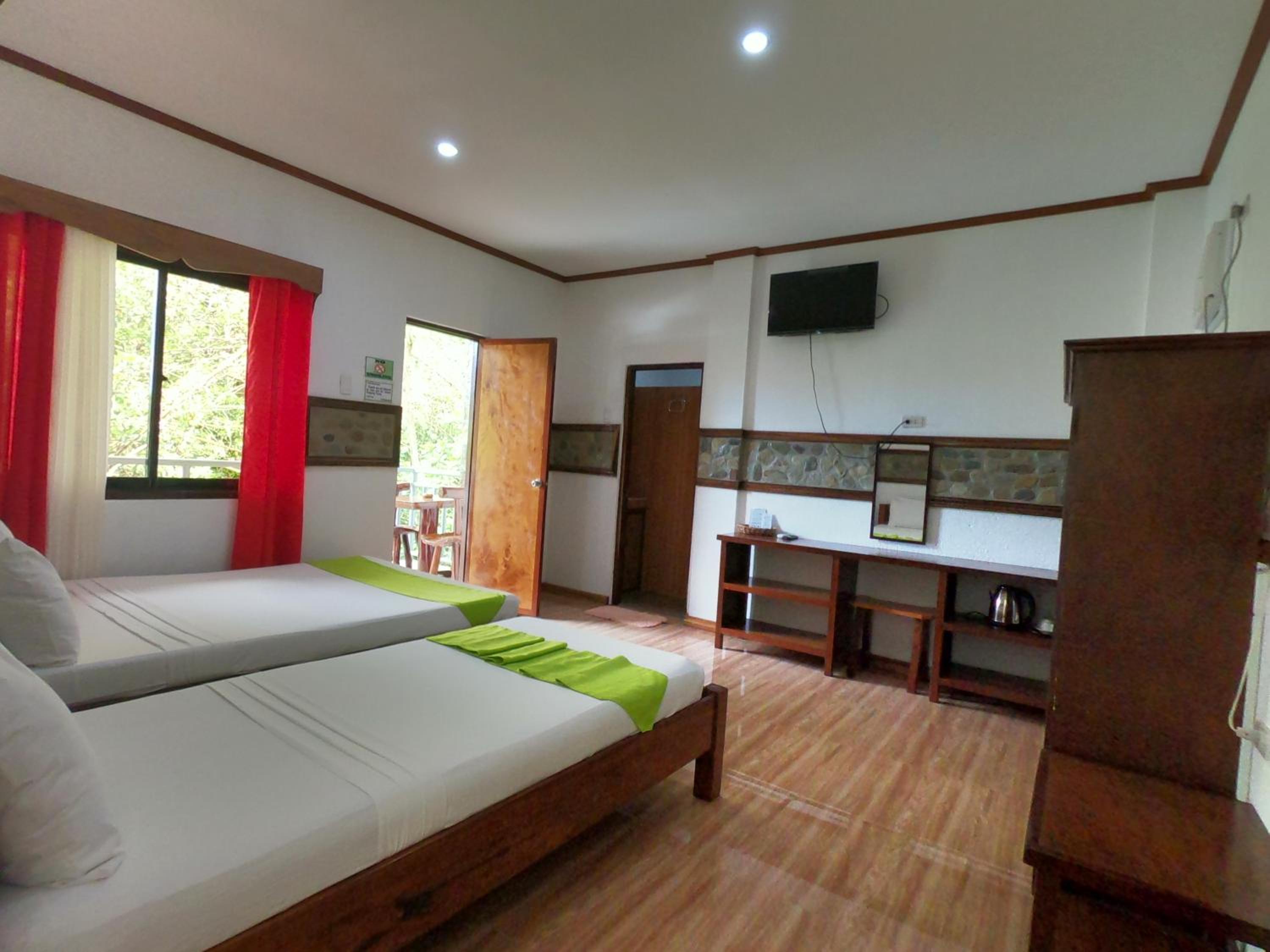 Triple Room with Balcony