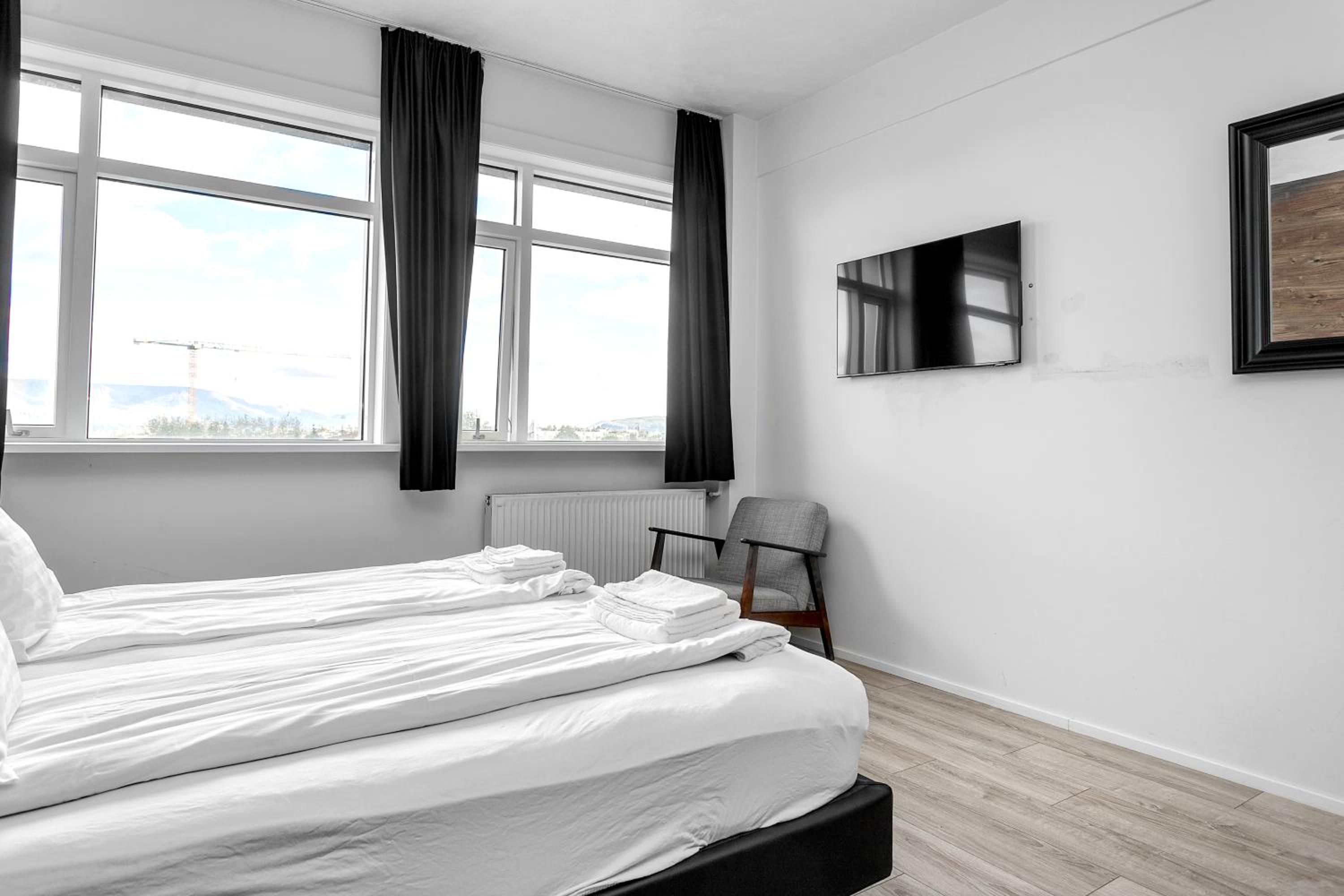 Studio Apartment - Photo 5