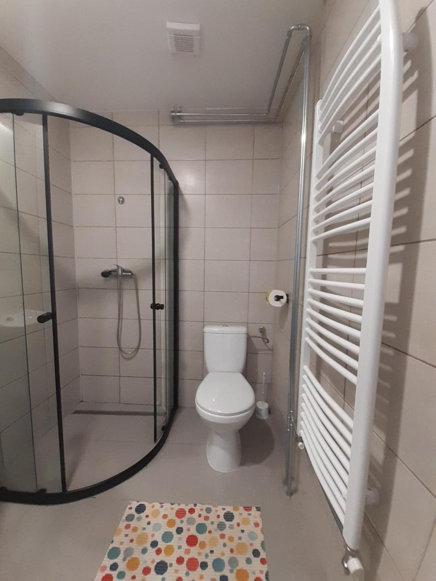 Single Room with Private Bathroom photo 1