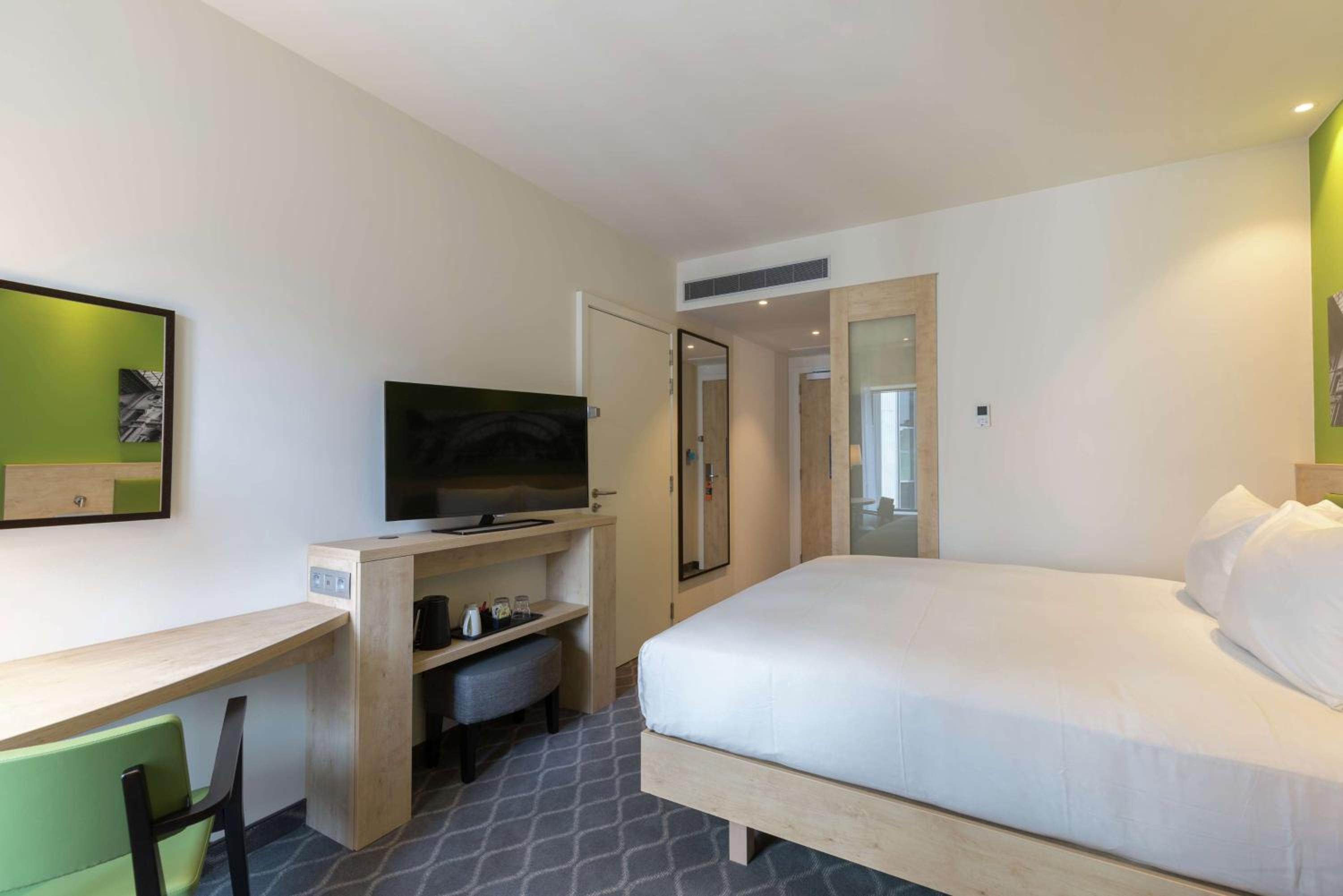 King Room