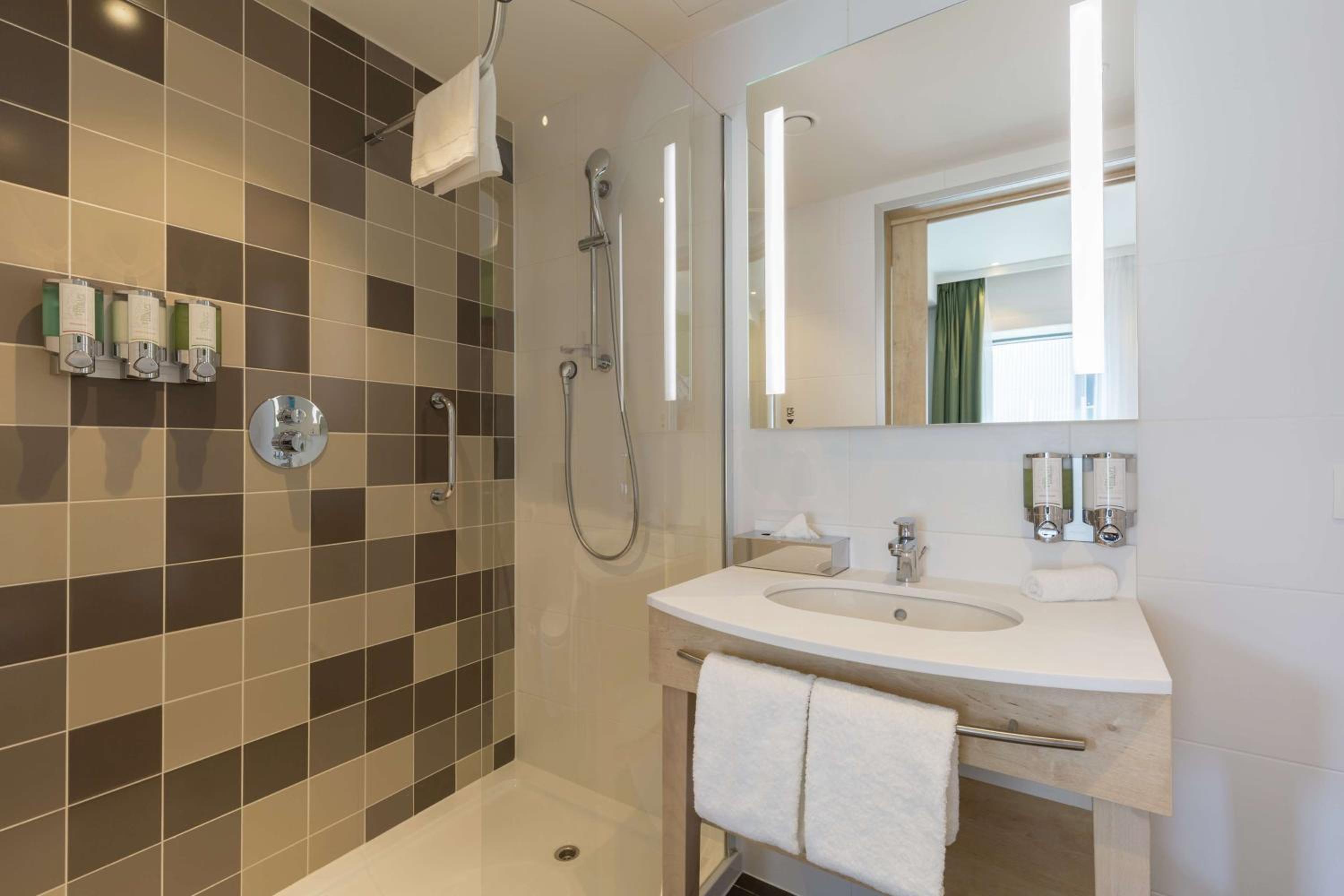 King Room with Sofa Bed