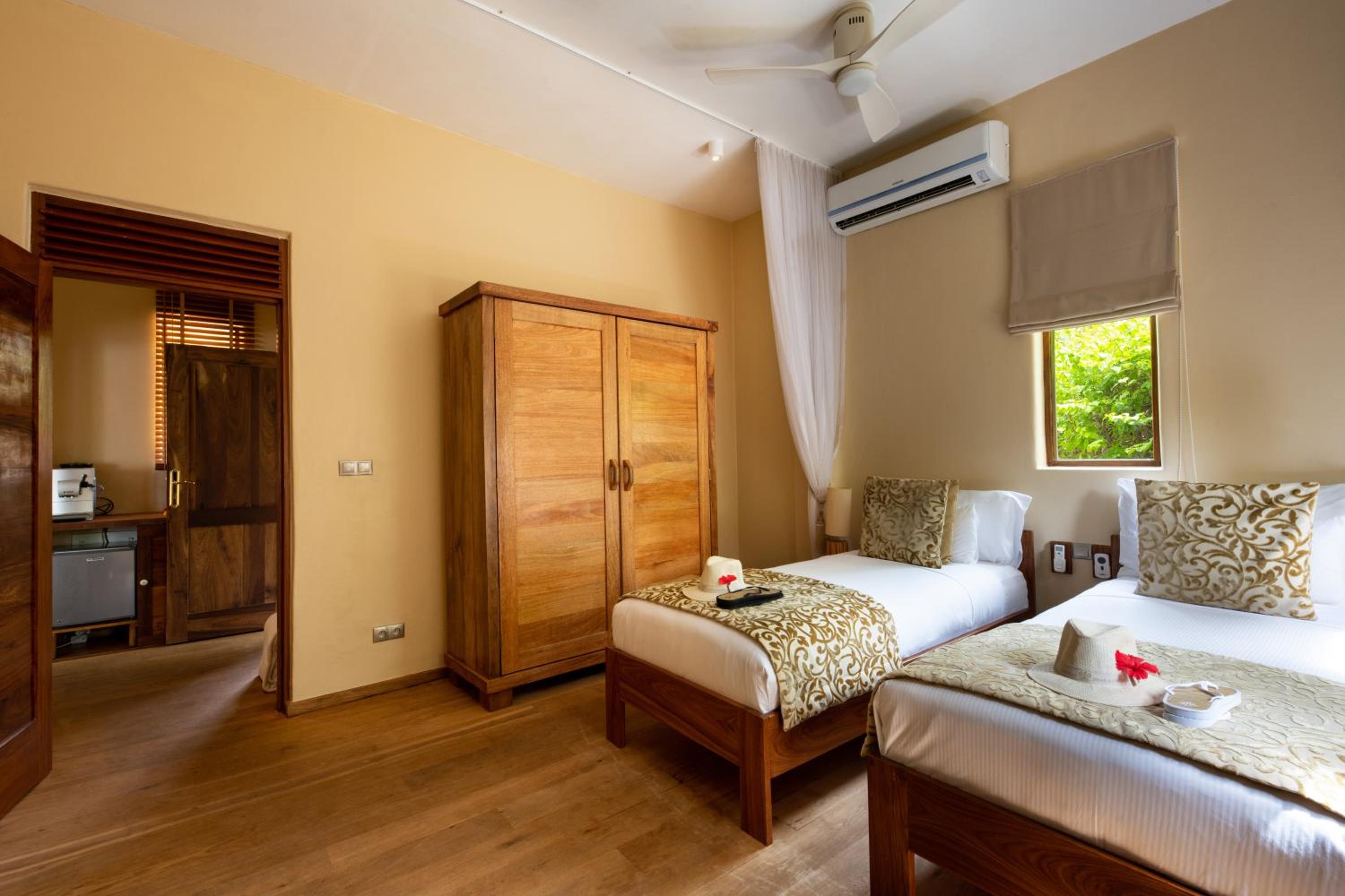 Deluxe Suite with Private Pool