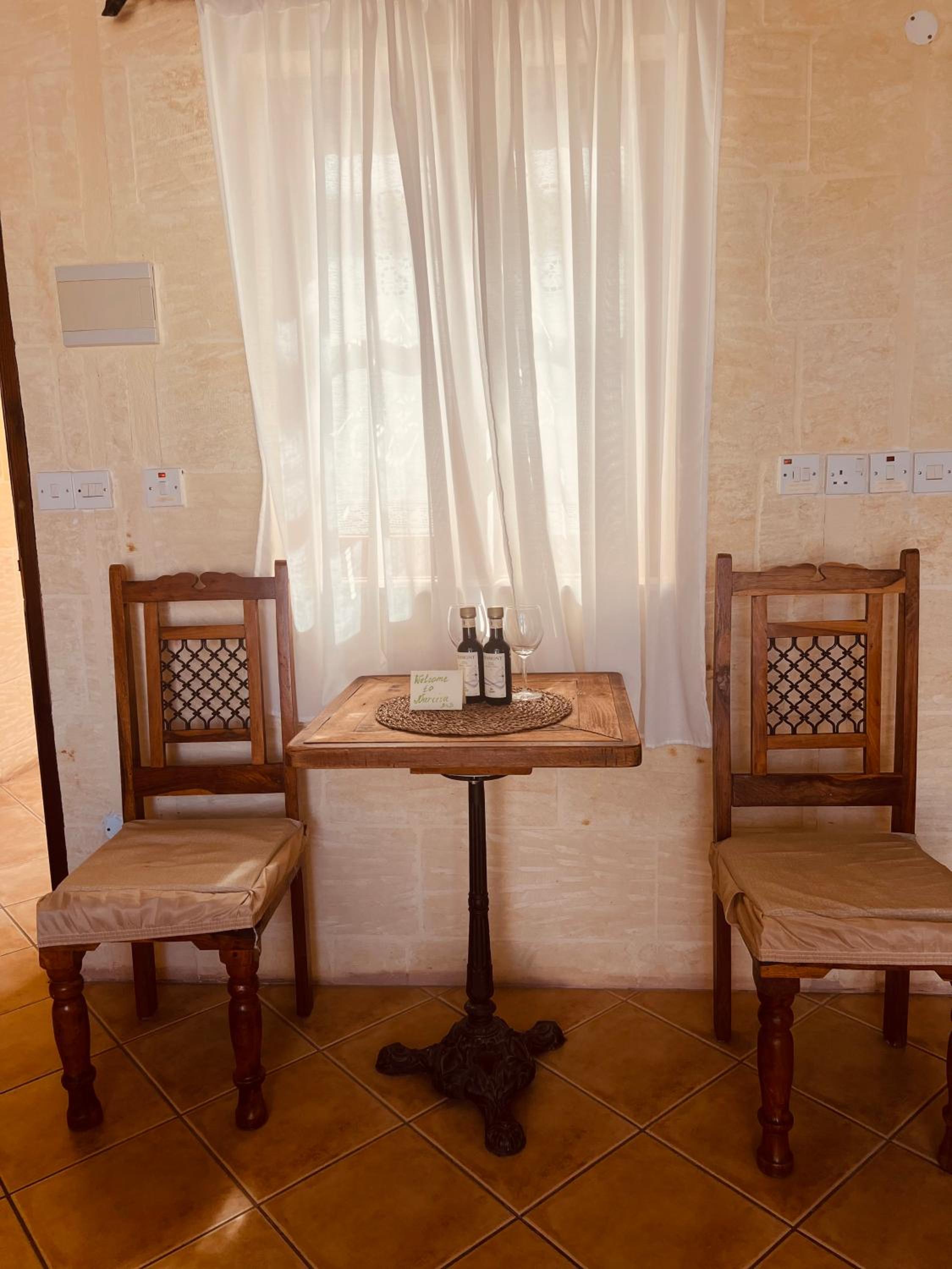 Deluxe Double Room with Sea View photo 3