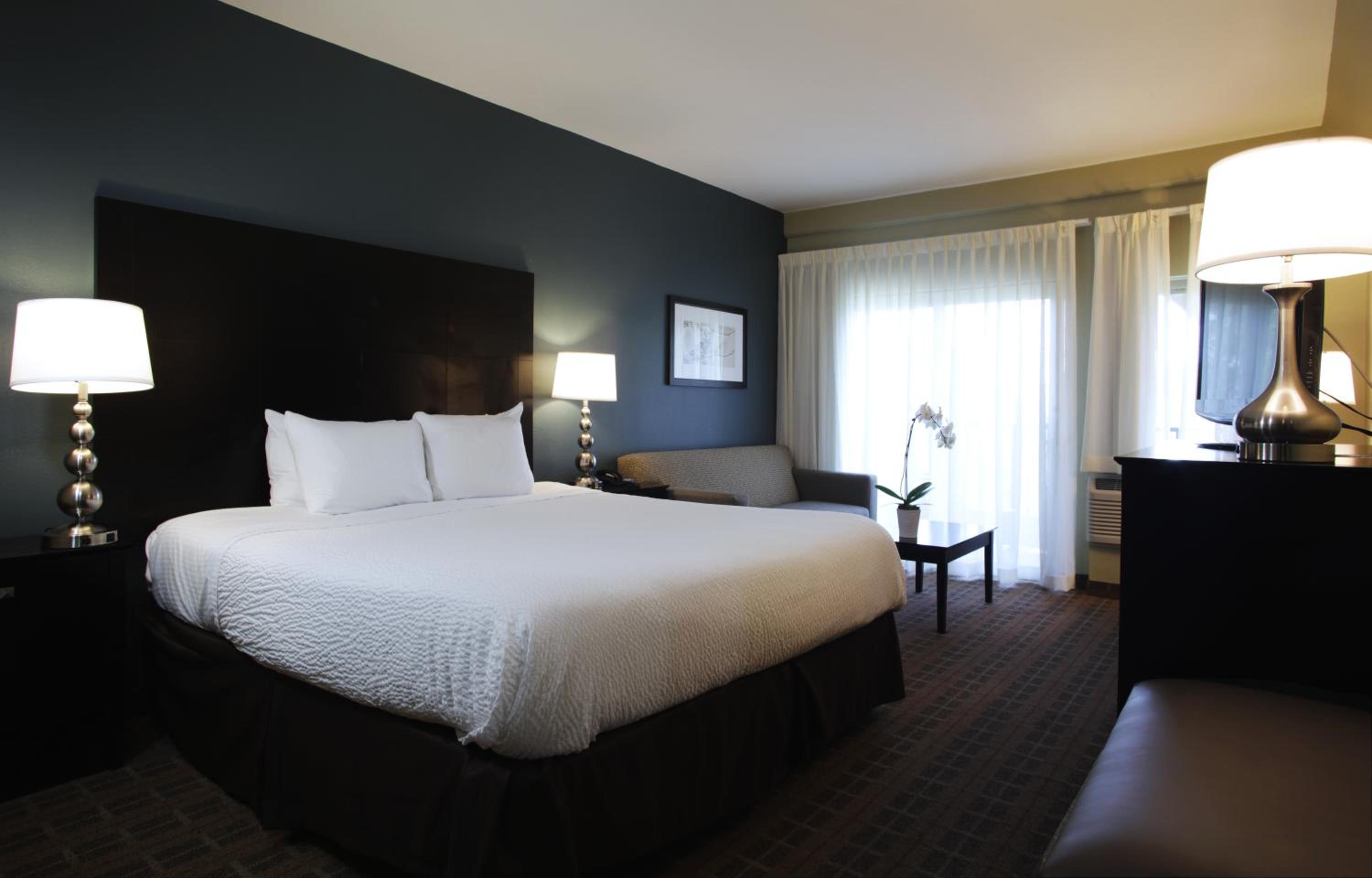 King Suite - Photo 1
