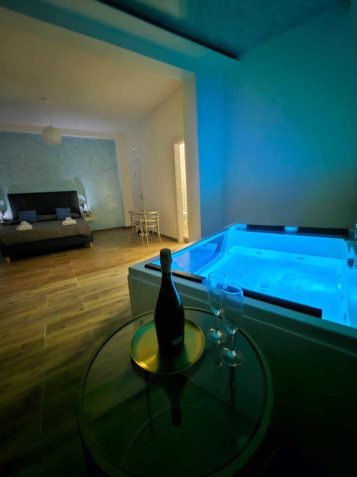 Double Room with Spa Bath
