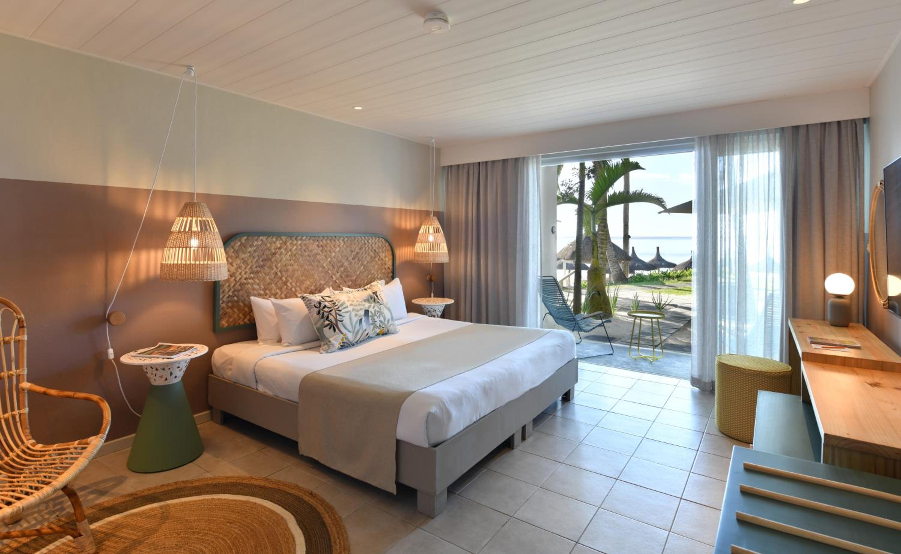 Comfort Beachfront Room  - Photo 1