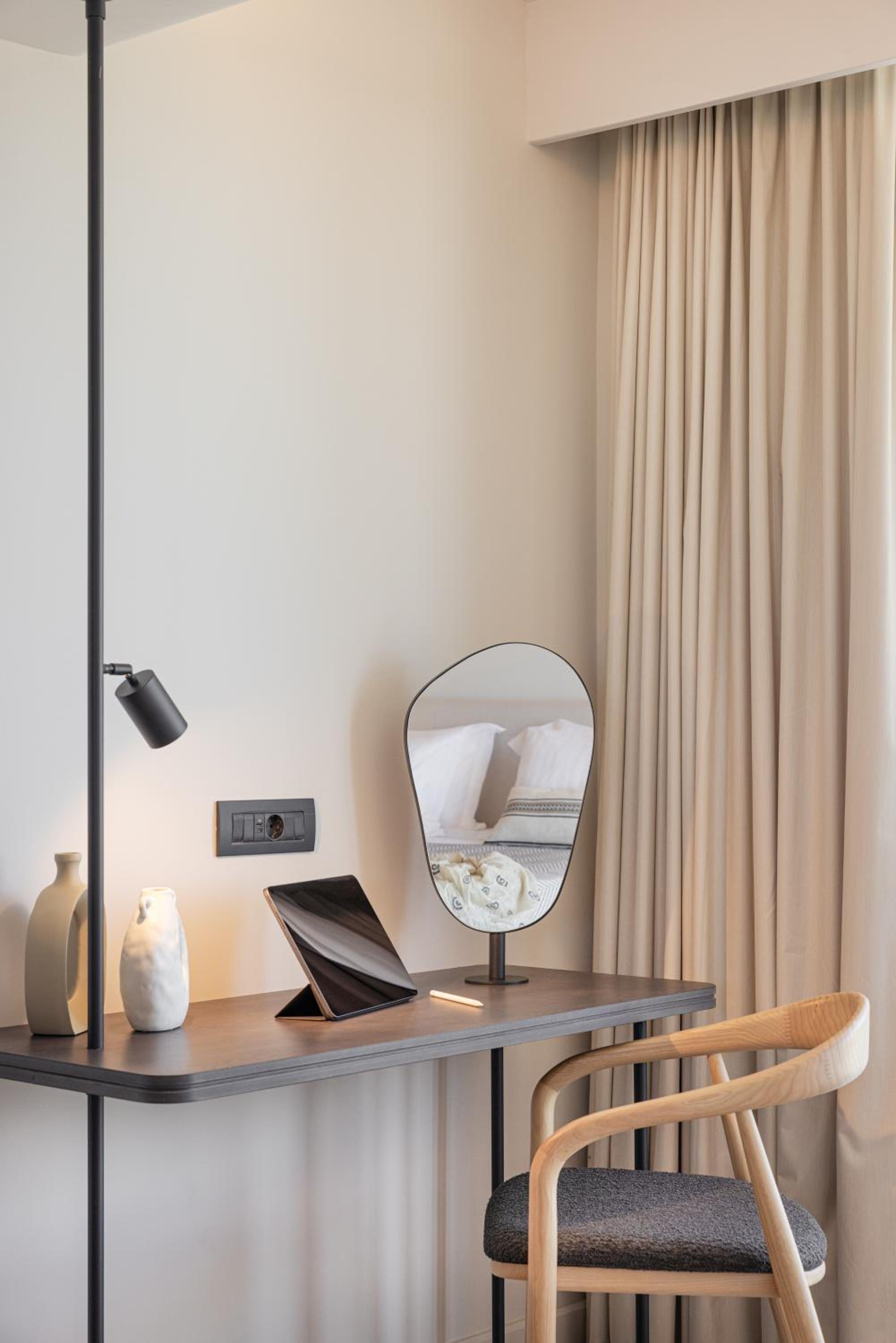 Double or Twin Room - Photo 14
