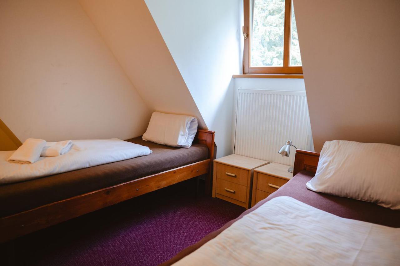 Economy Double or Twin Room photo 2