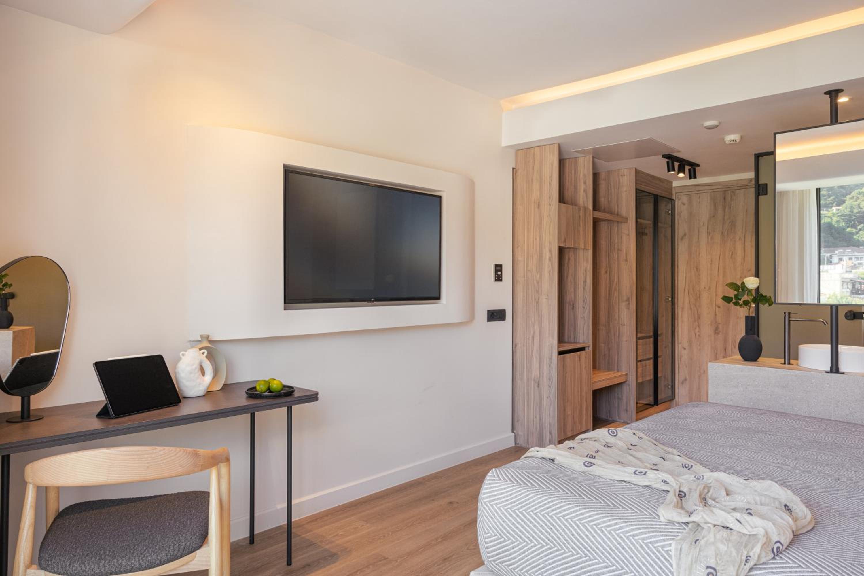 Double or Twin Room - Photo 30