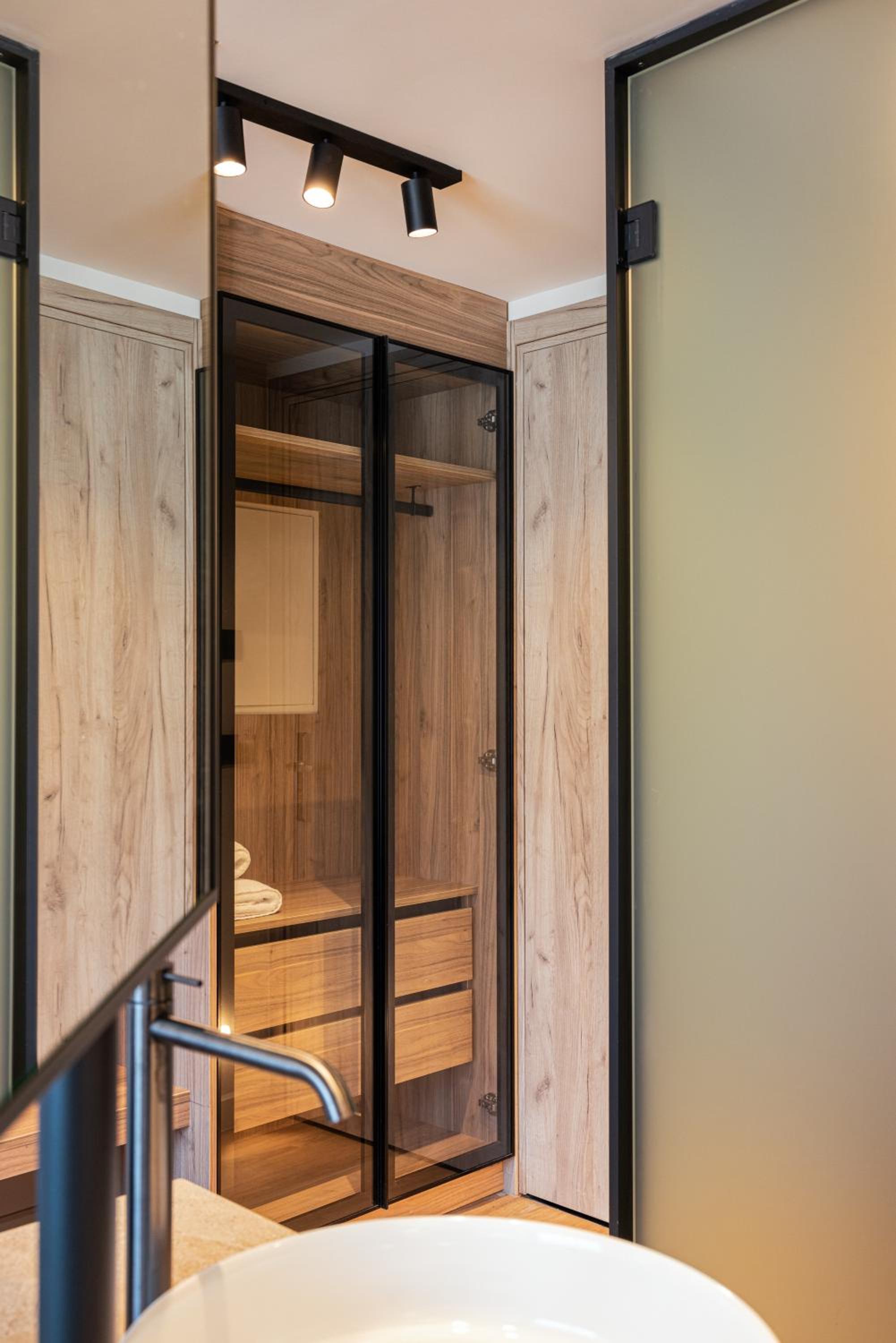 Double or Twin Room - Photo 27