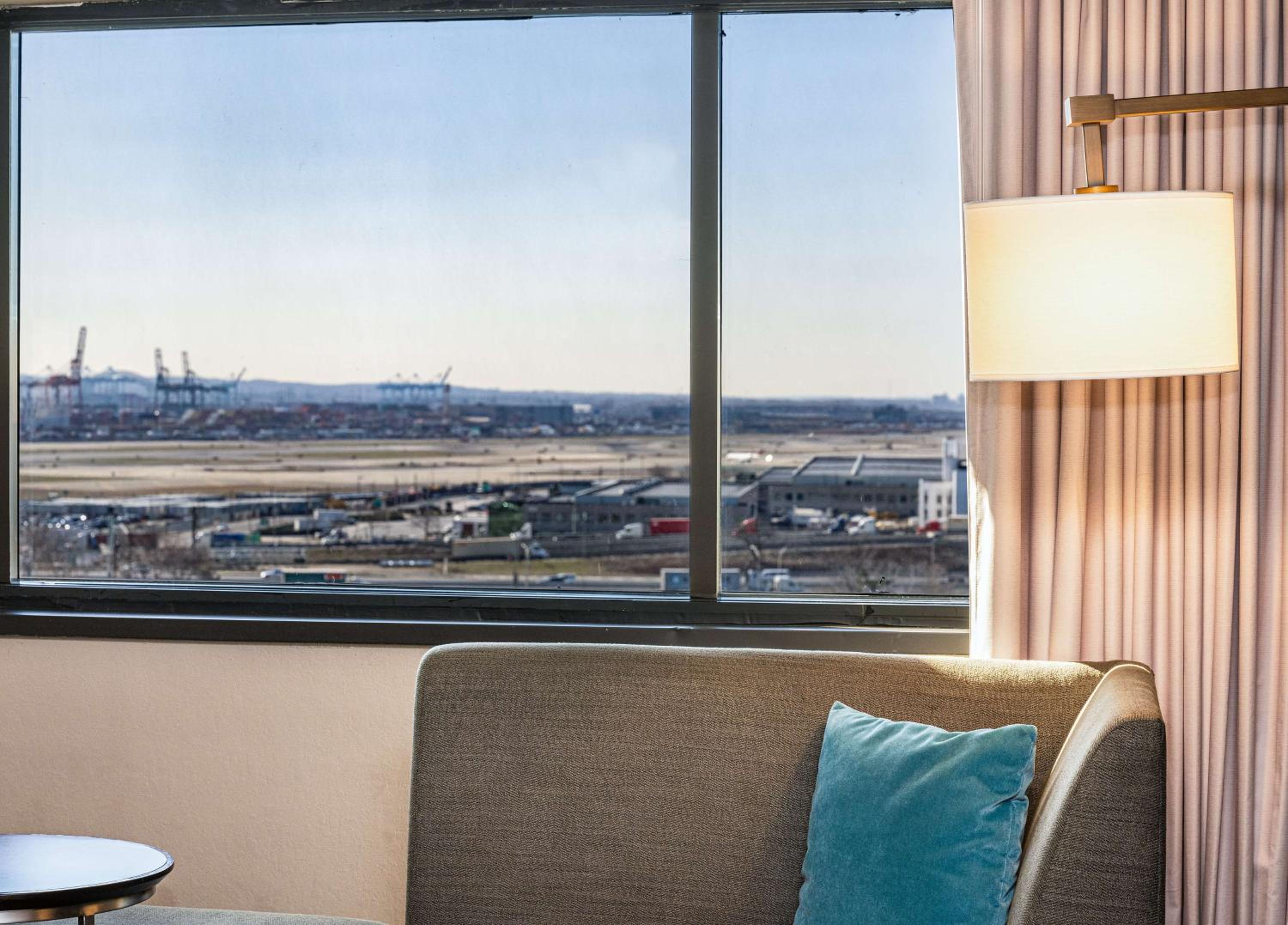 Double Room with Two Double Beds and View - Top Floor - Photo 4