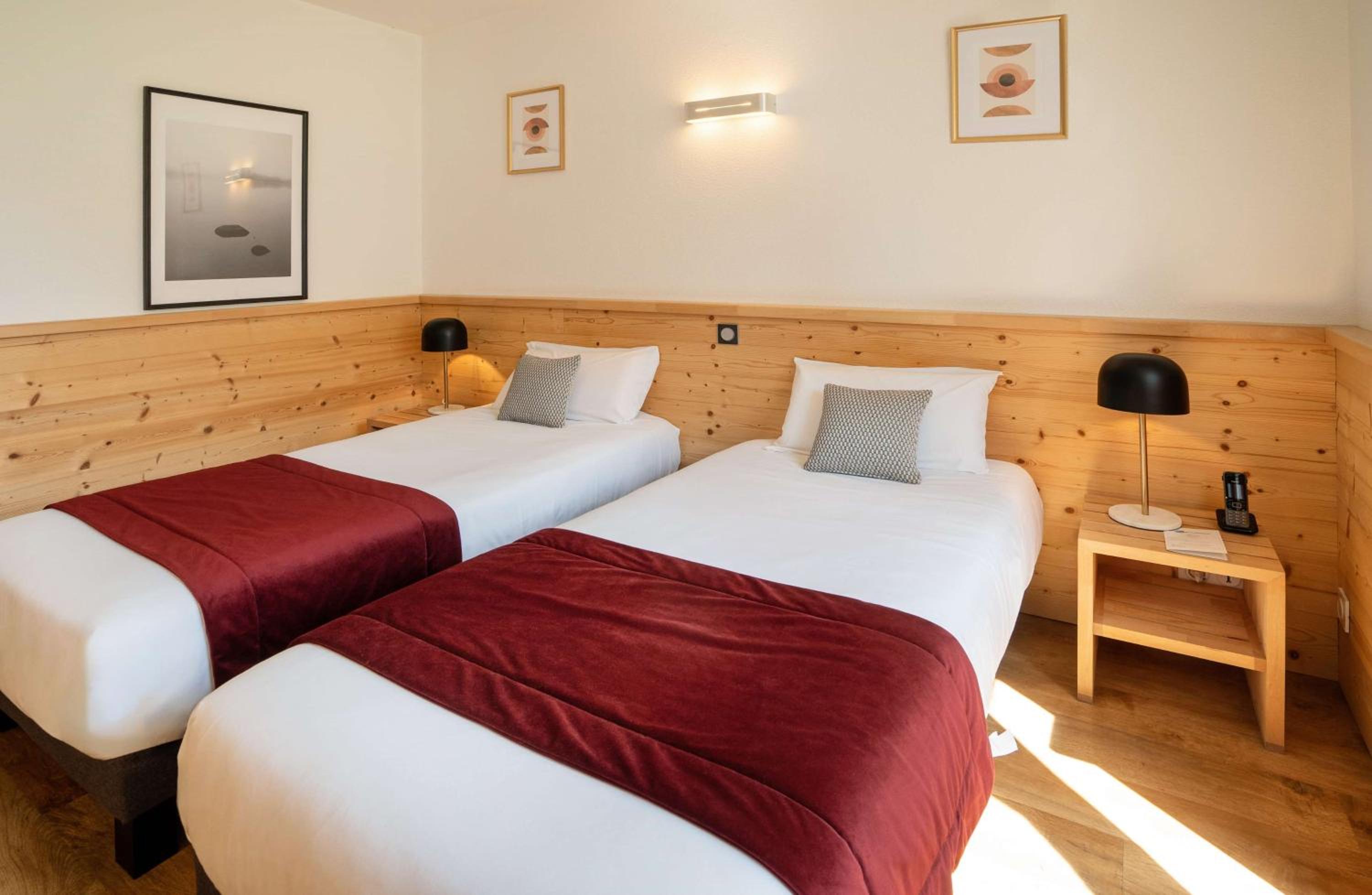 Twin Room - Photo 1