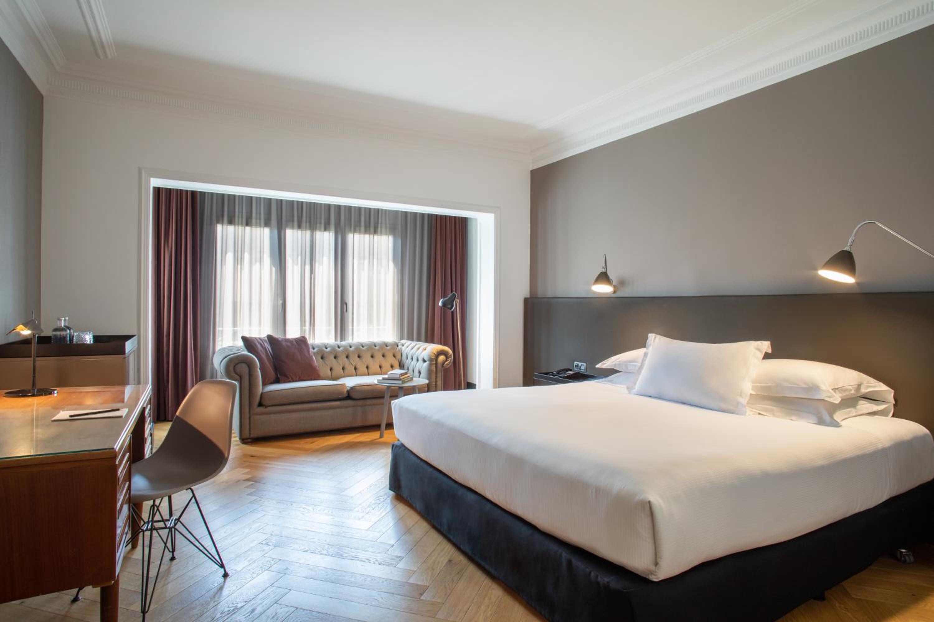 Collection Premium King Room with Sofa Bed