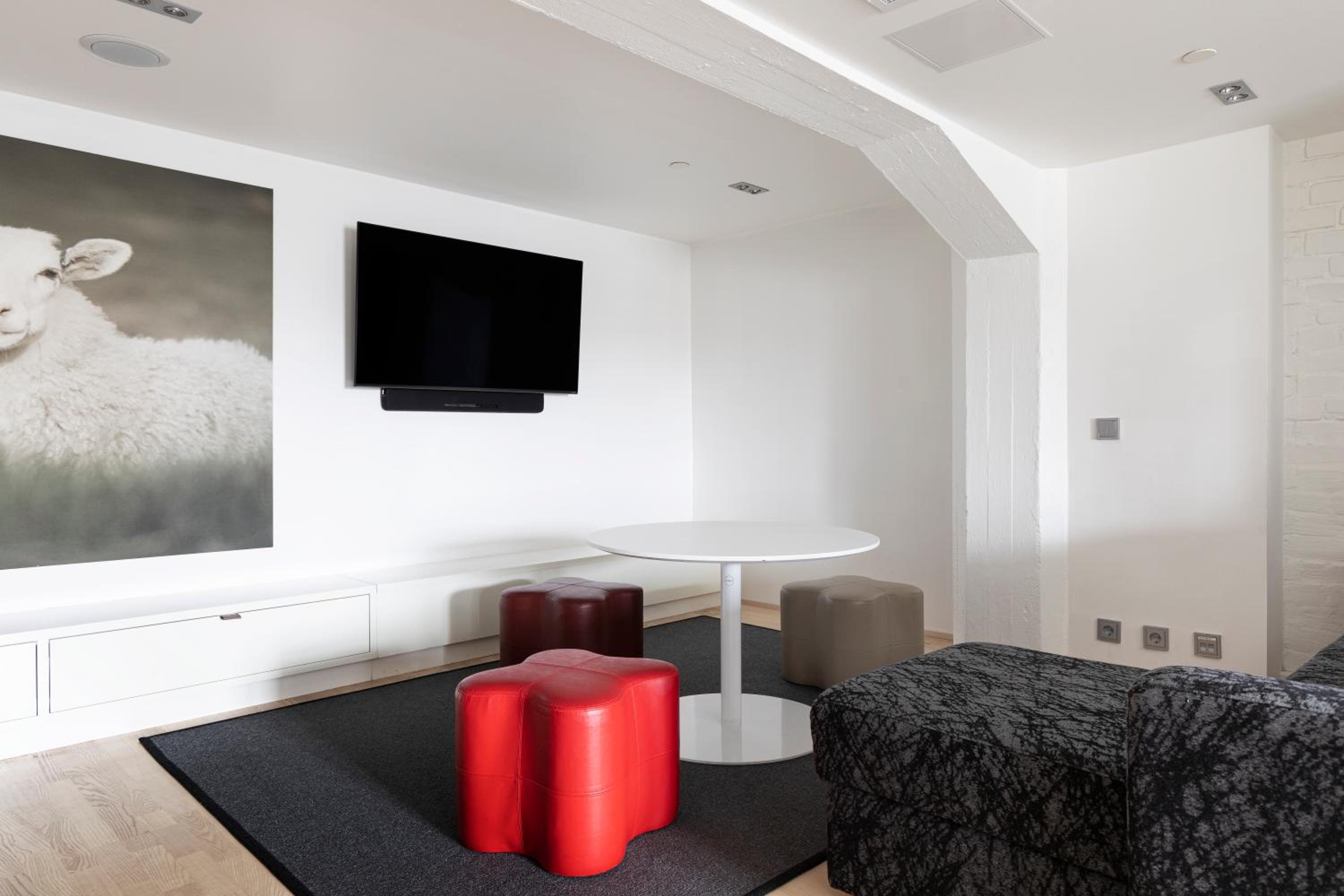 Junior Suite with Sauna and Extra Bed - Photo 5