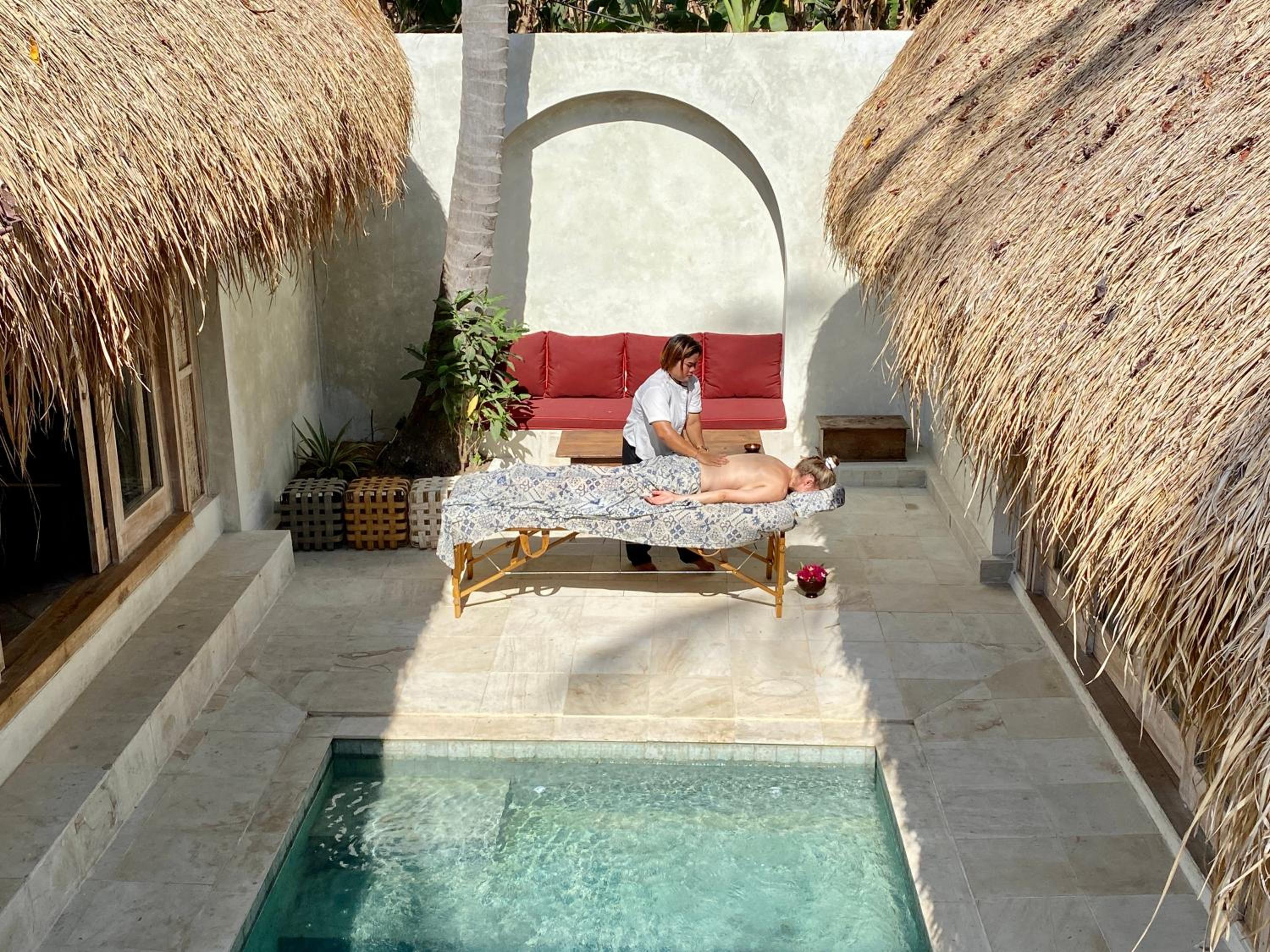 Two Bedroom Villa with Private Pool - Photo 4