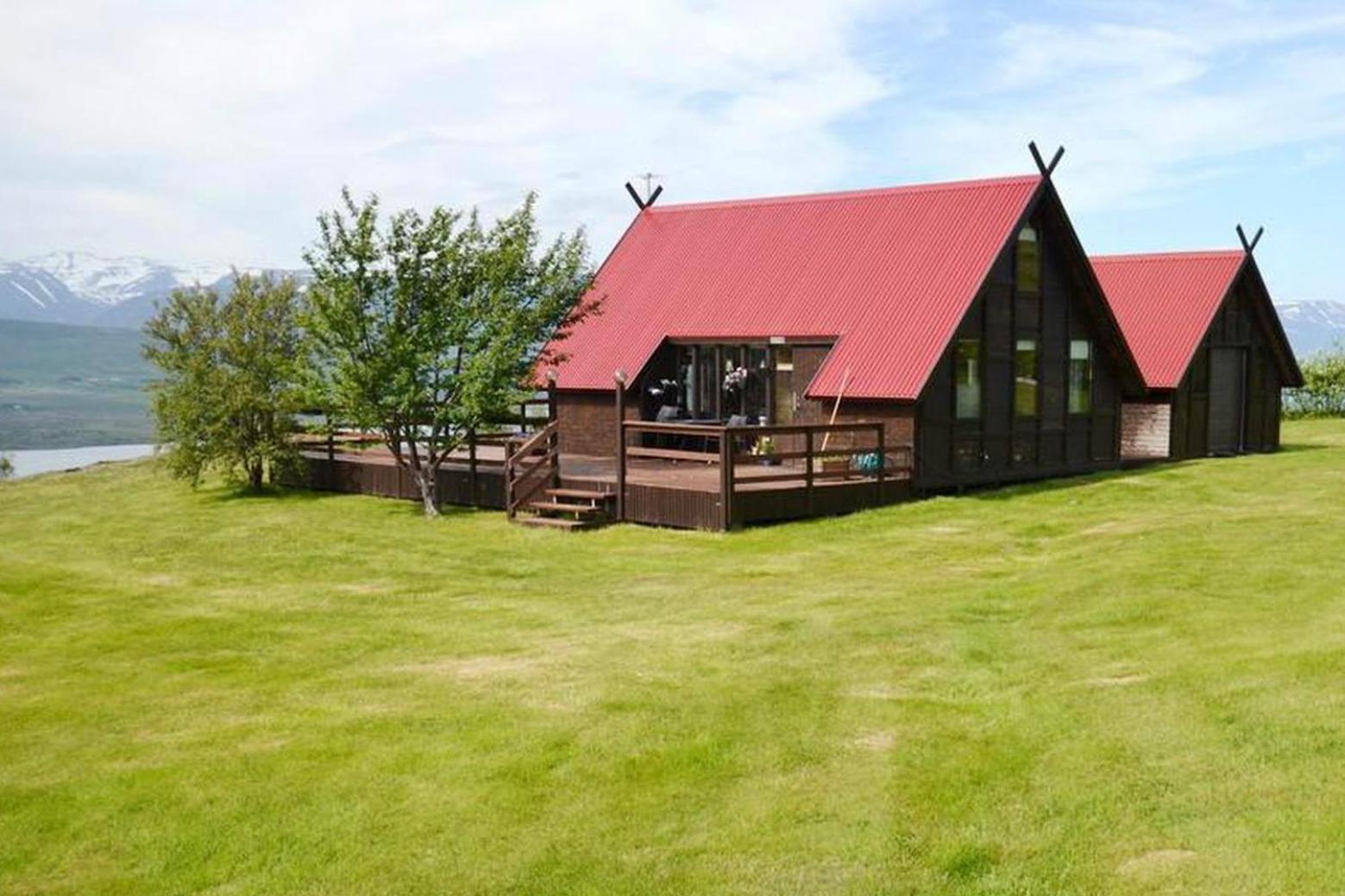 Three-Bedroom Chalet photo 3