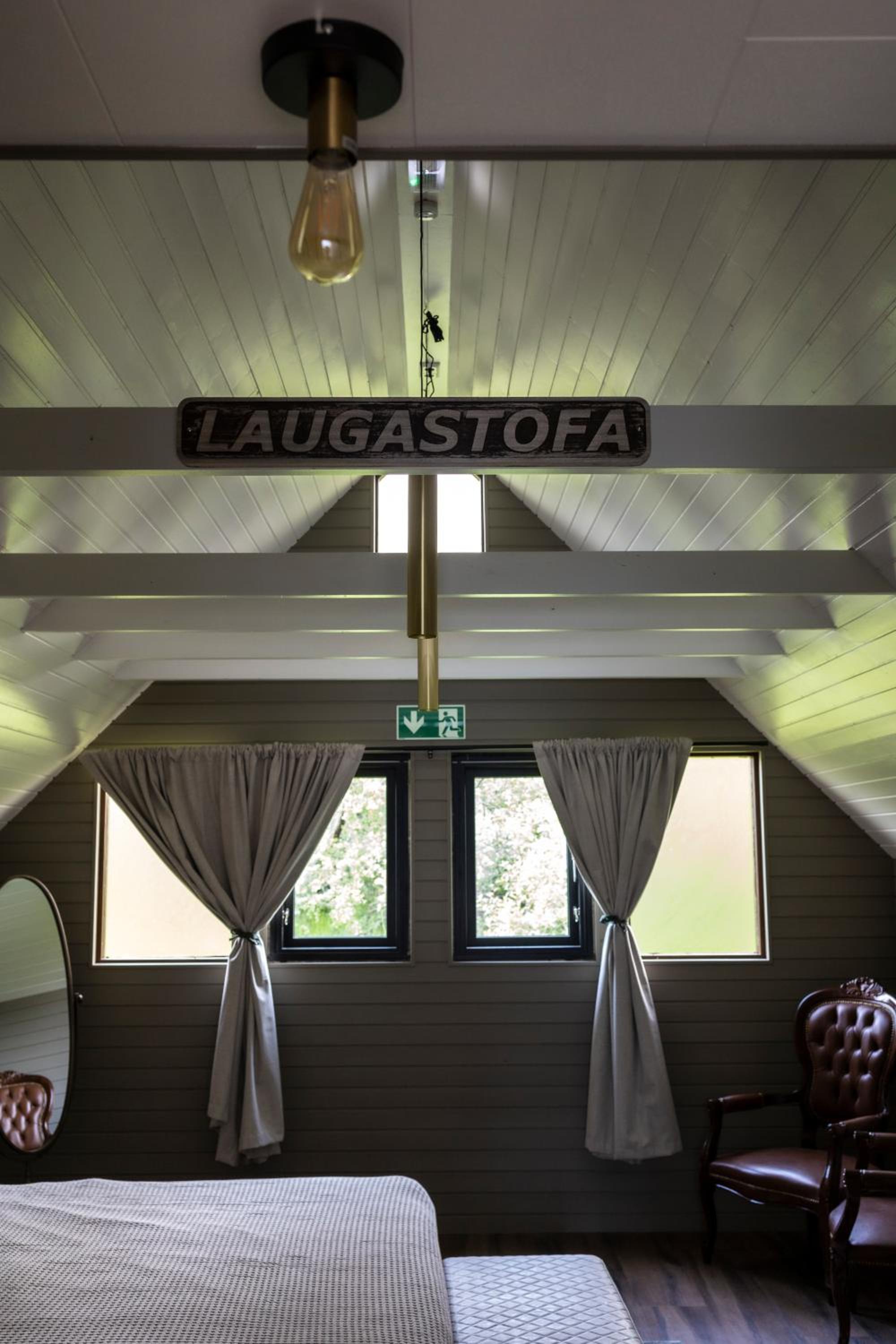 Three-Bedroom Chalet photo 1