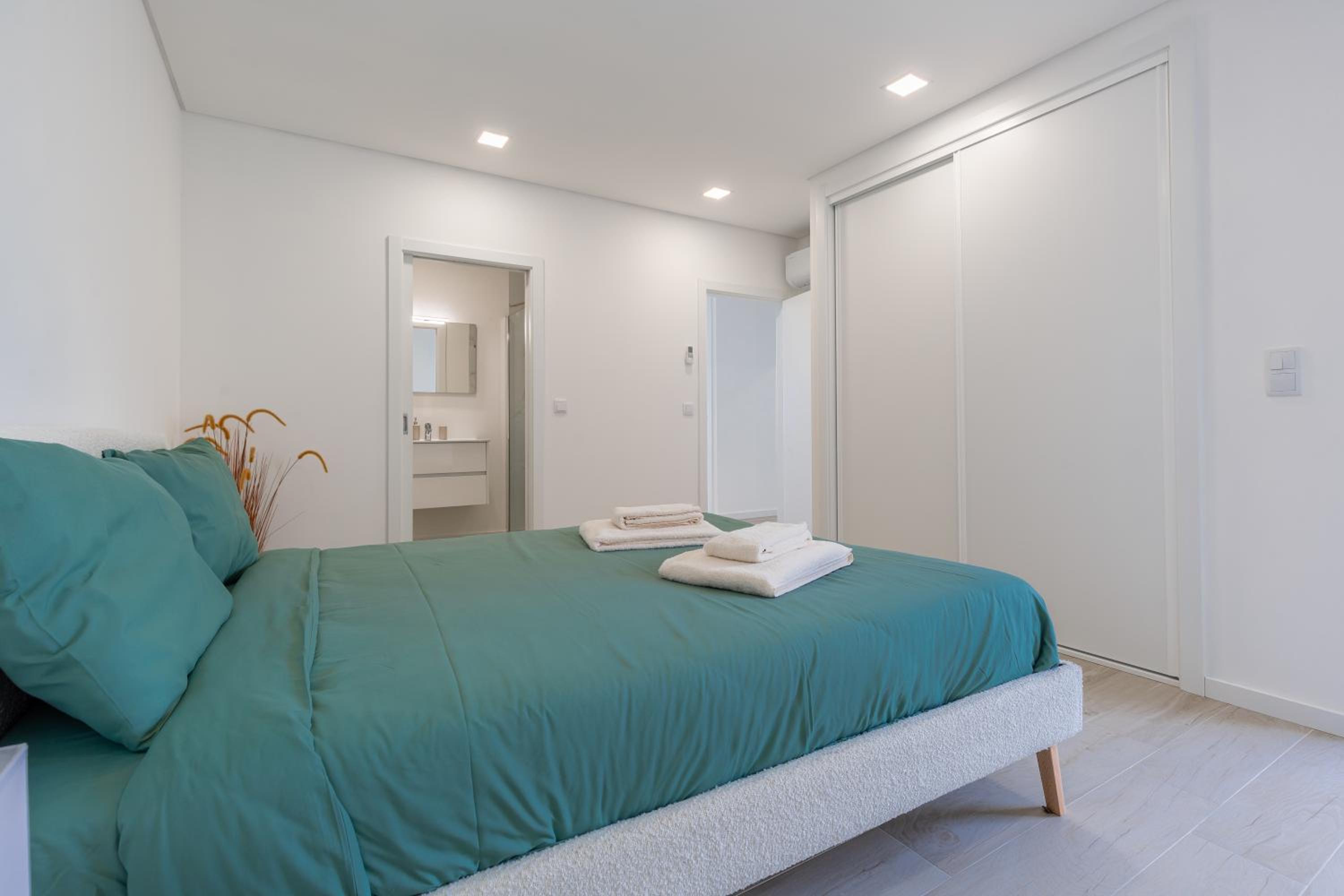 Three-Bedroom House photo 1