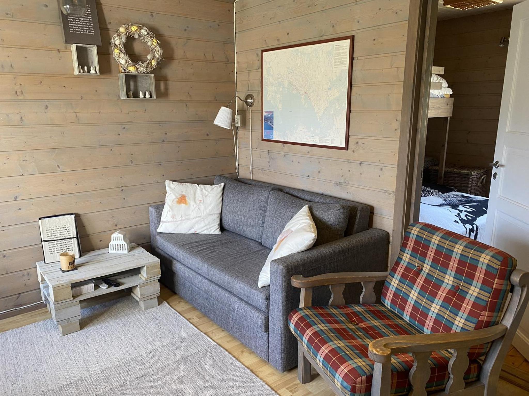 One-Bedroom House photo 1