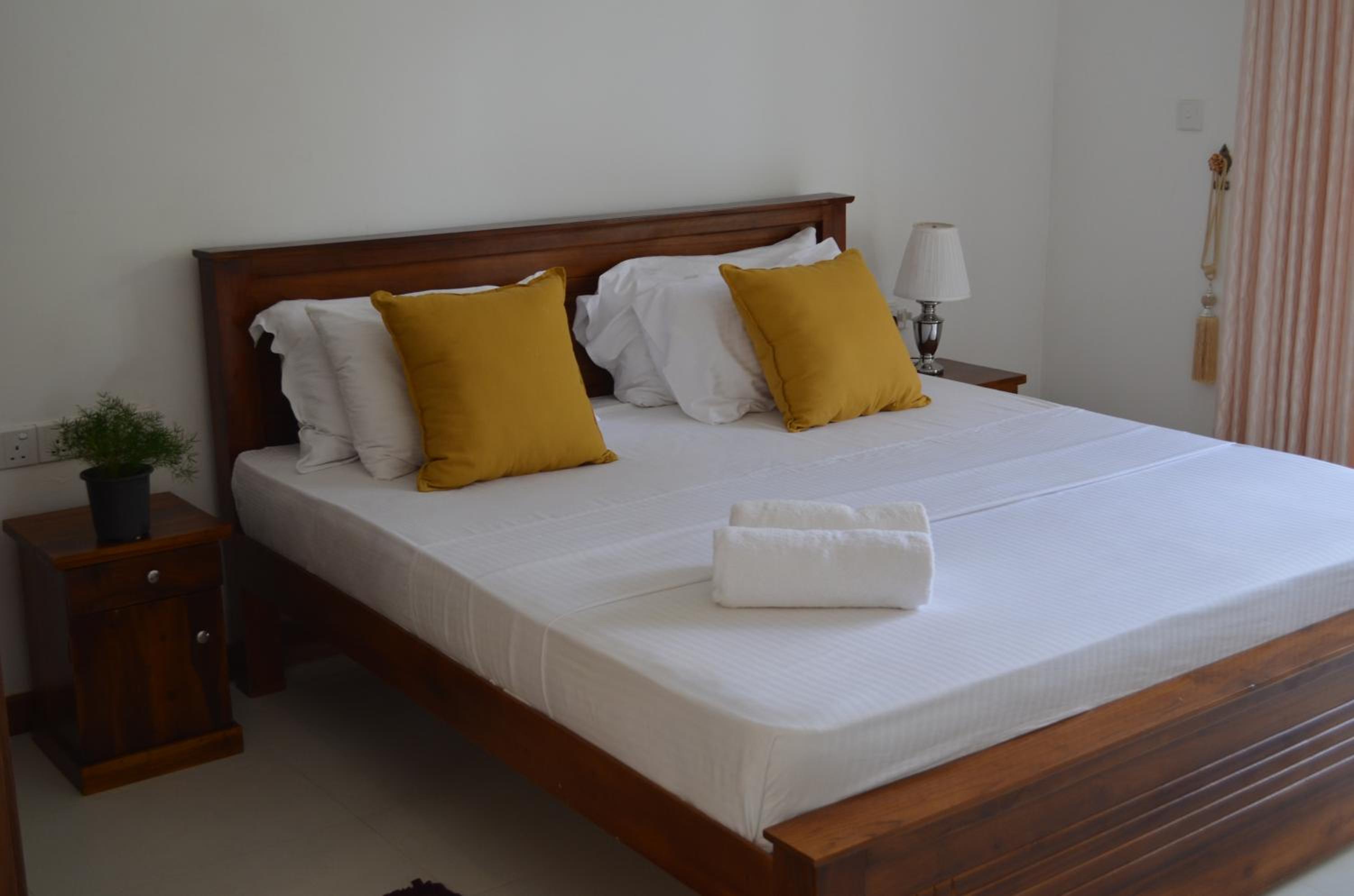 Deluxe Double Room (2 Adults + 1 Child) photo 1