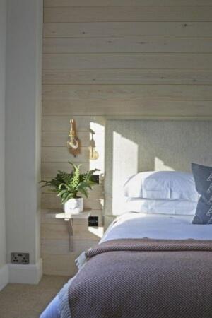 Seven-Bedroom House photo 1