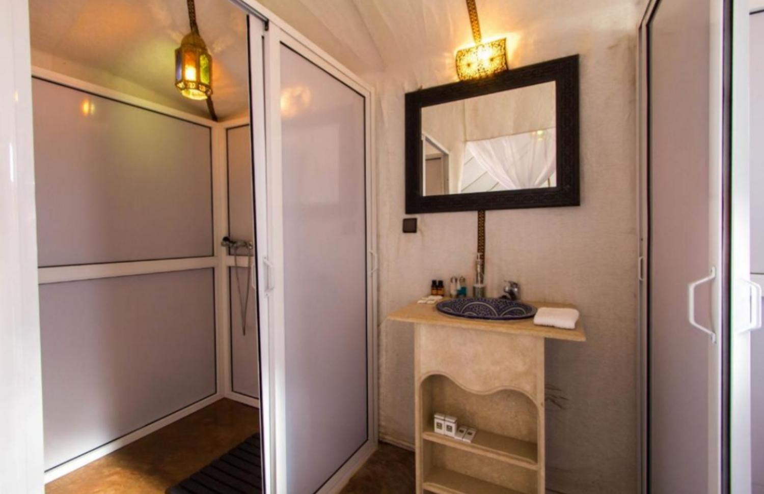 Budget Double Room photo 2